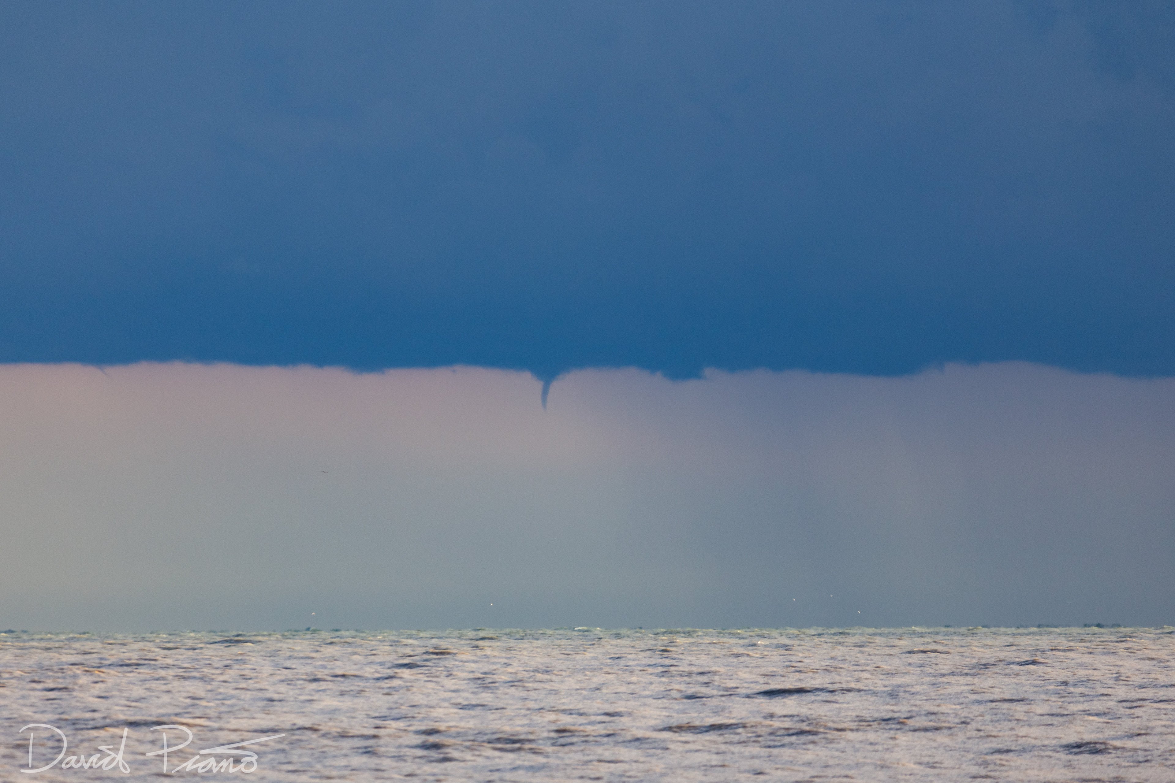 Waterspout funnels over Lake Erie seen from Port Bruce - 10/01/2020