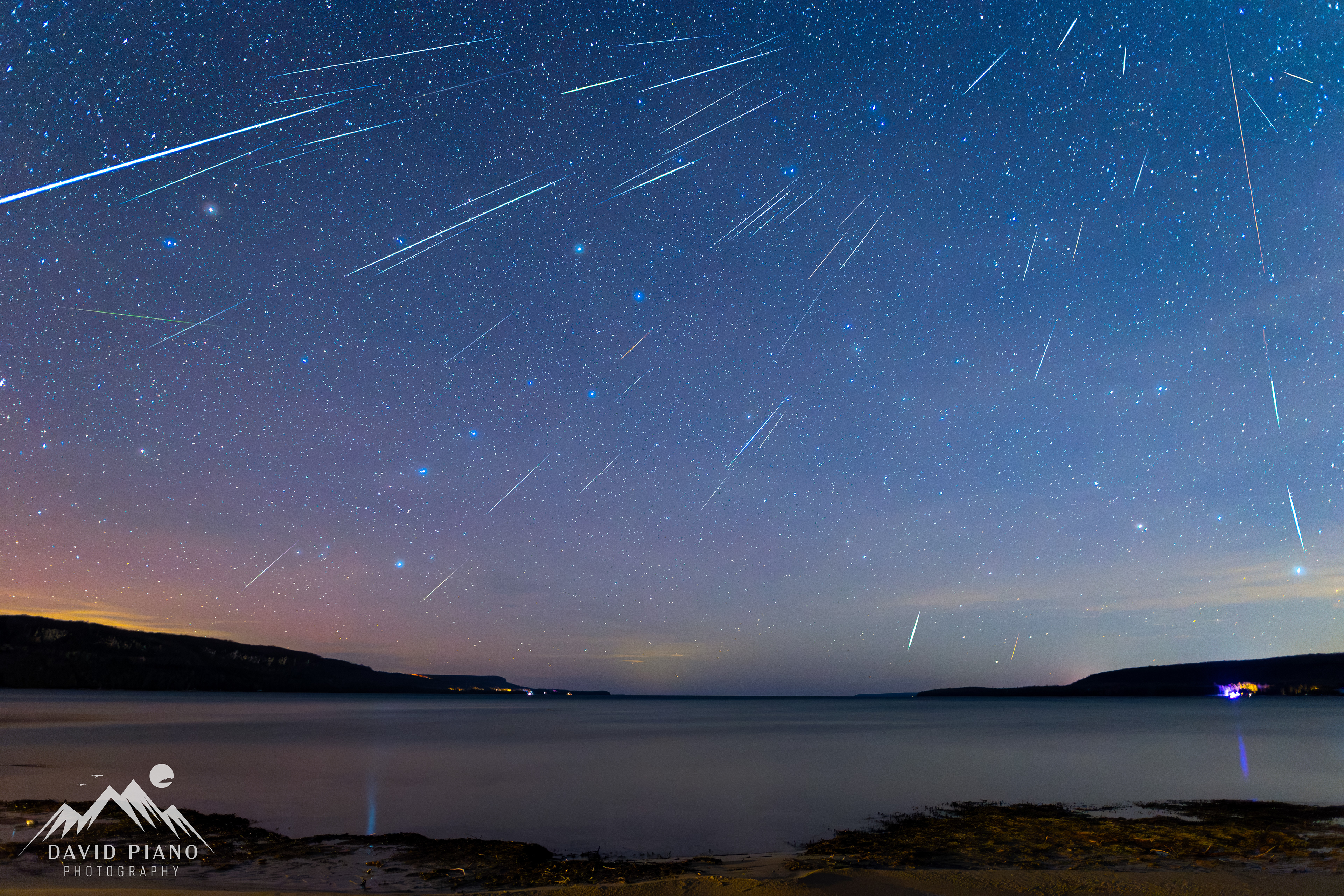 The spectacular 2023 Geminids Meteor Shower seen from Hope Bay, ON (south Bruce Peninsula) on the evening of Dec. 14th
