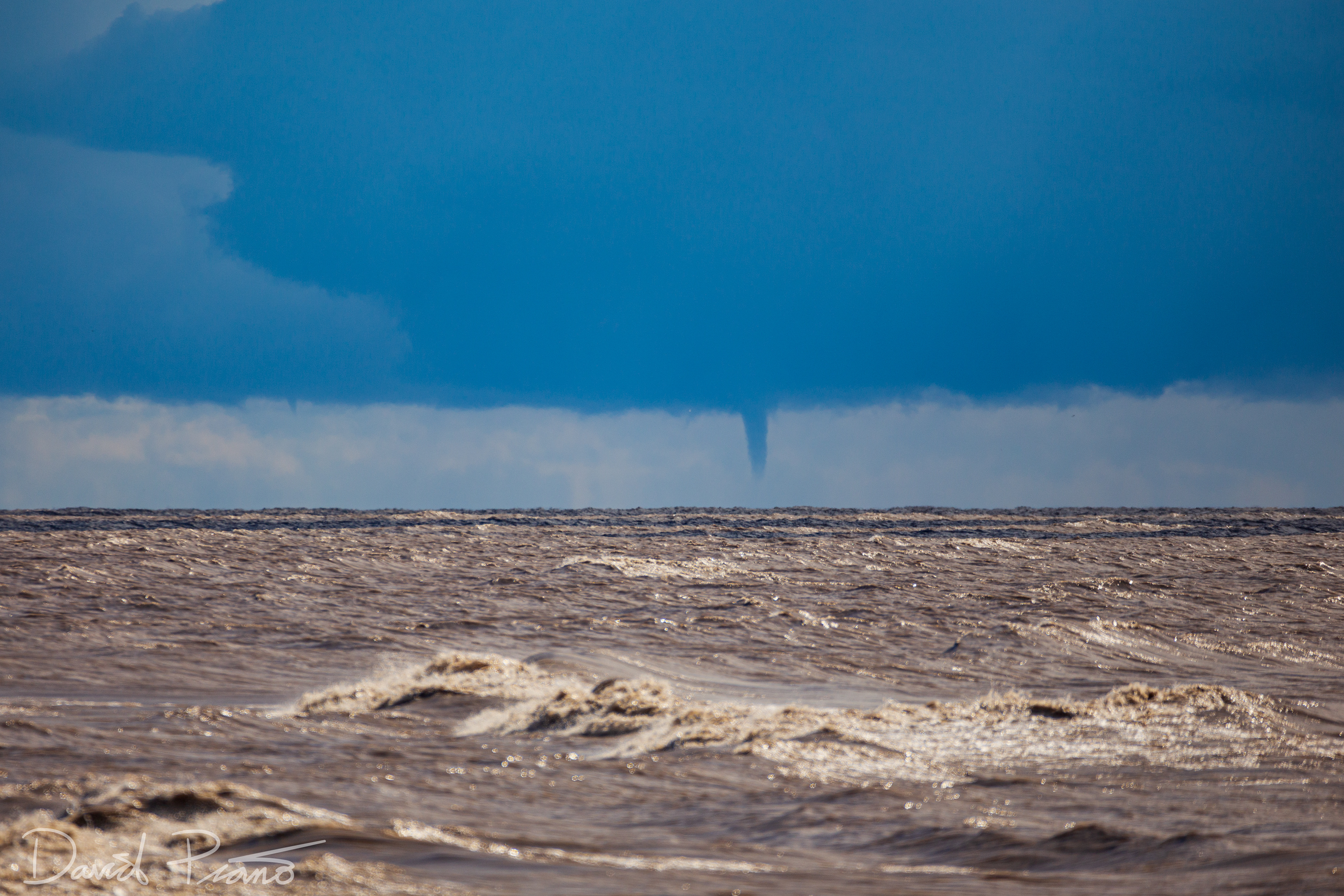 Waterspout over Lake Erie seen from Long Point - 10/01/2020