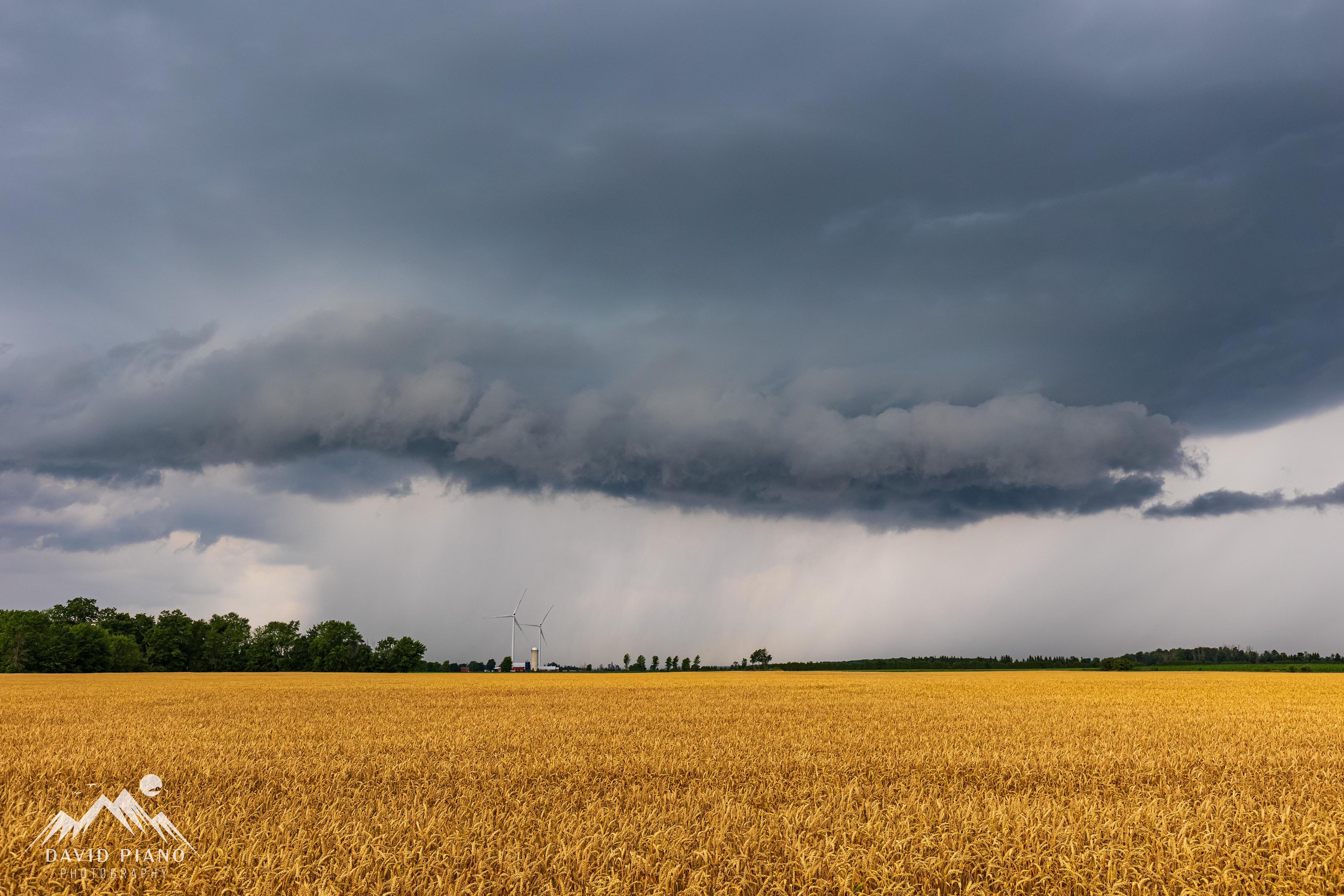 Strong thunderstorm near Mitchell - July 11