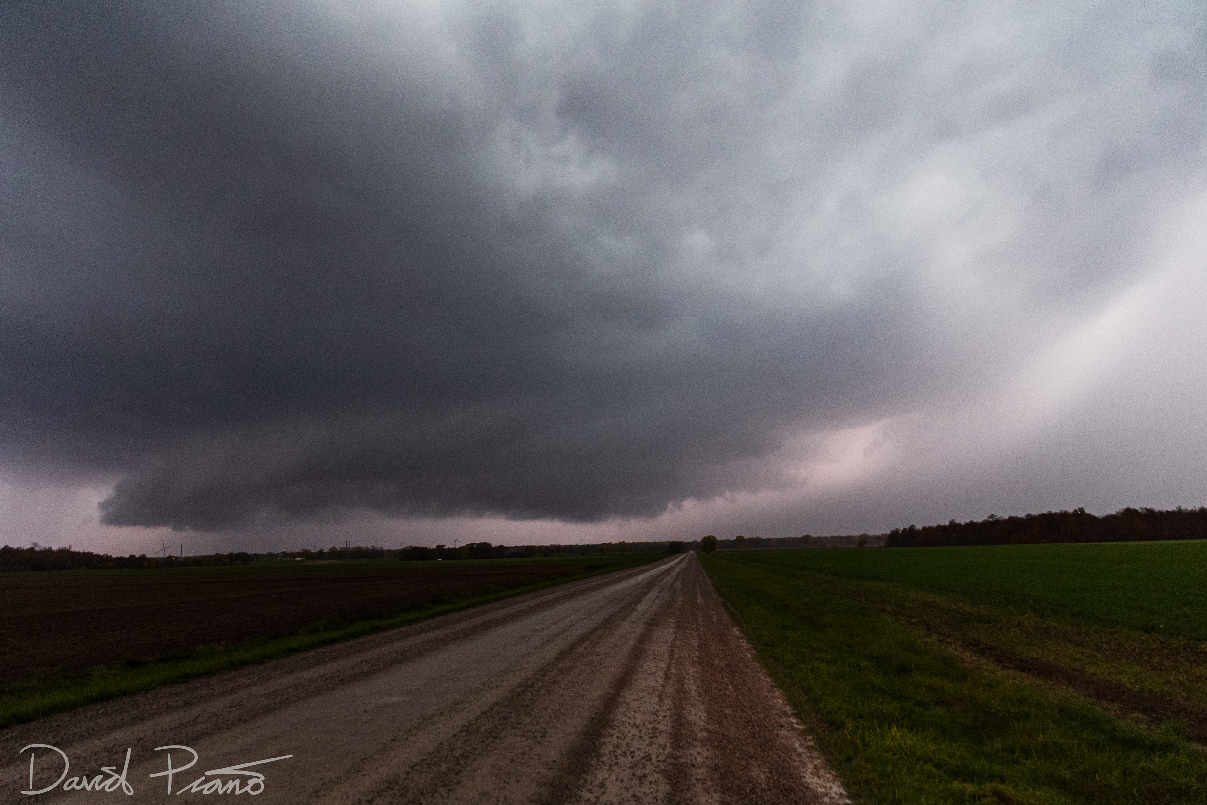 Late-season supercell near Exeter