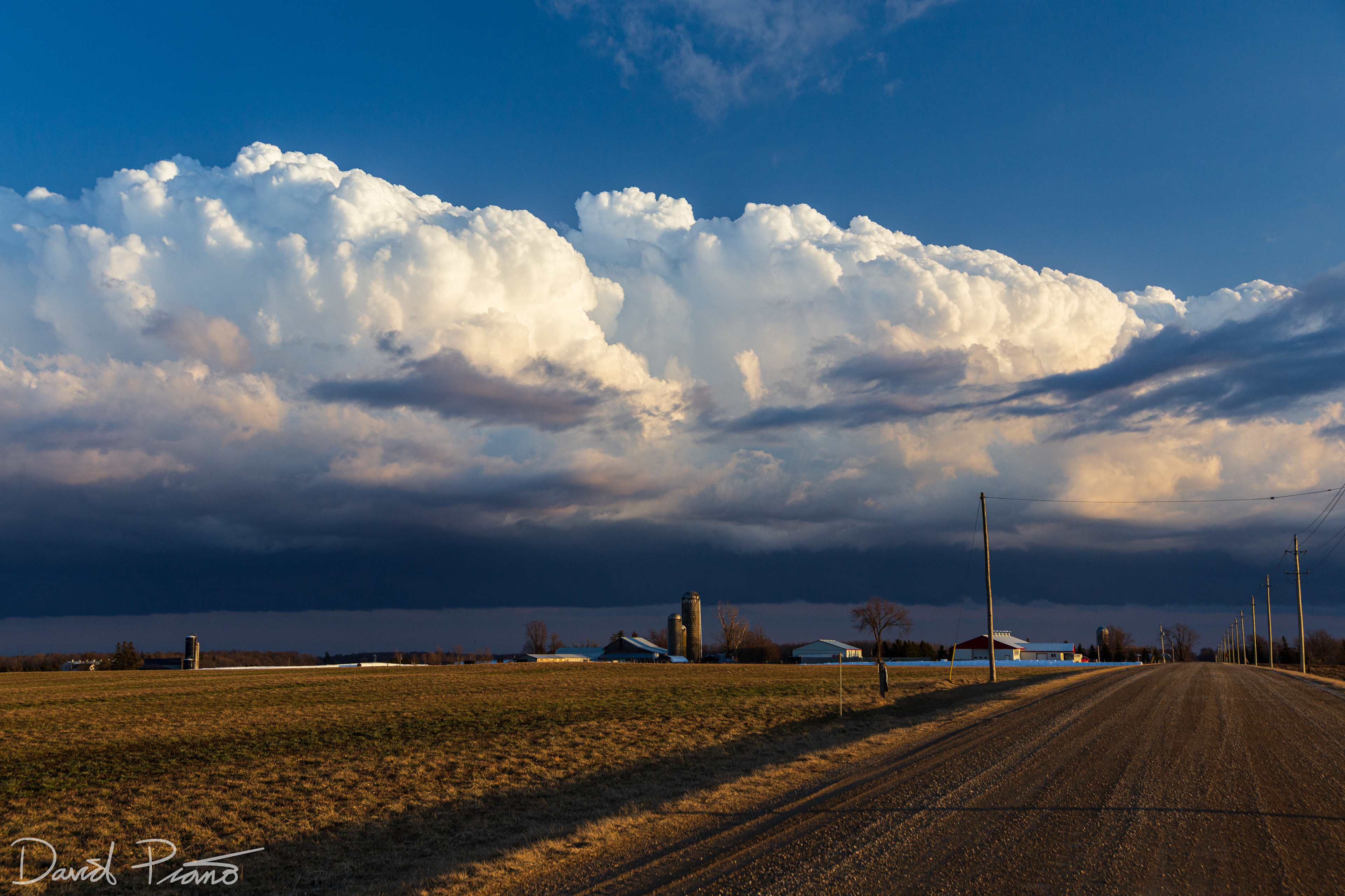 Distant line of CBs in Perth County