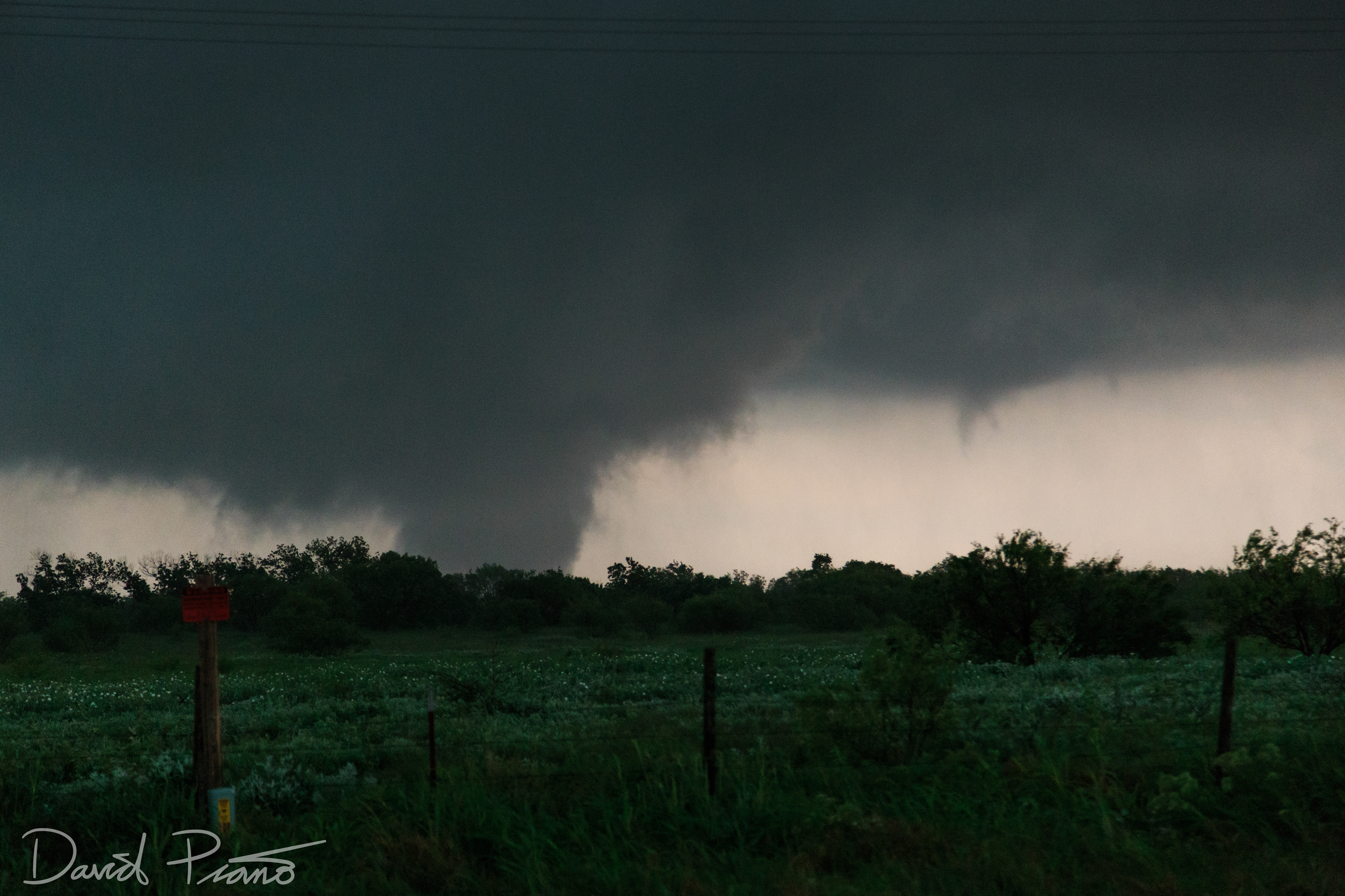Large tornado with satellite funnel cloud near Ryan, OK - 05/19/2015