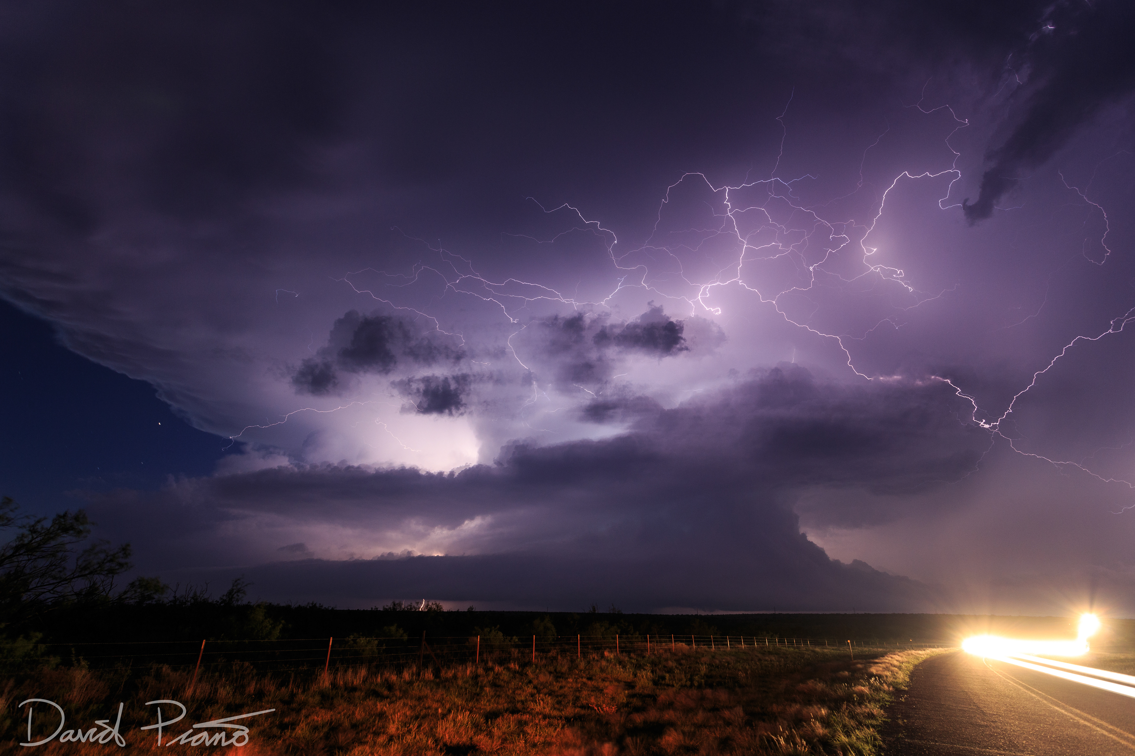 Intense electric supercell near Turkey, TX - 05/23/2016