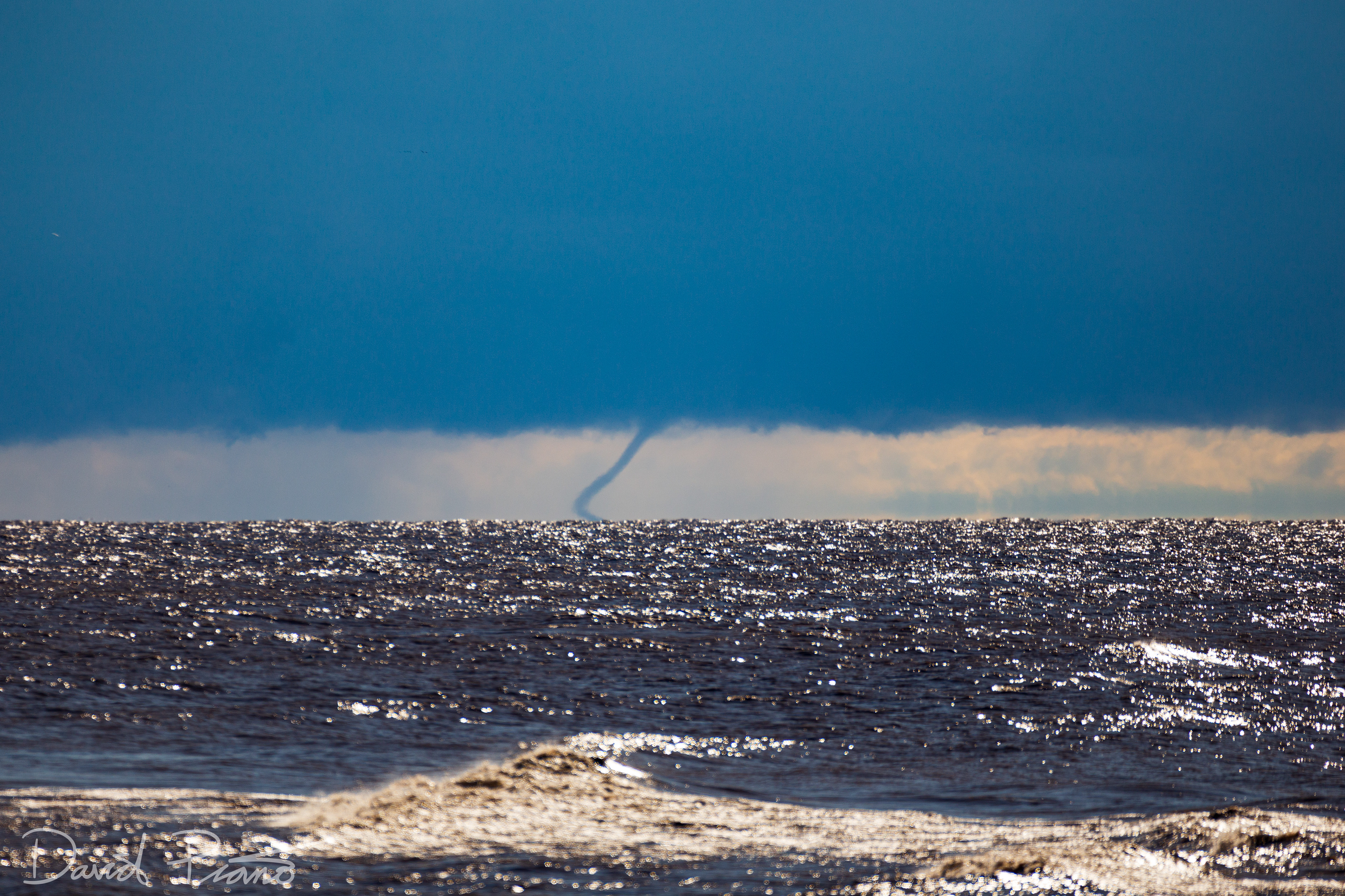 Waterspout over Lake Erie seen from Long Point - 10/01/2020