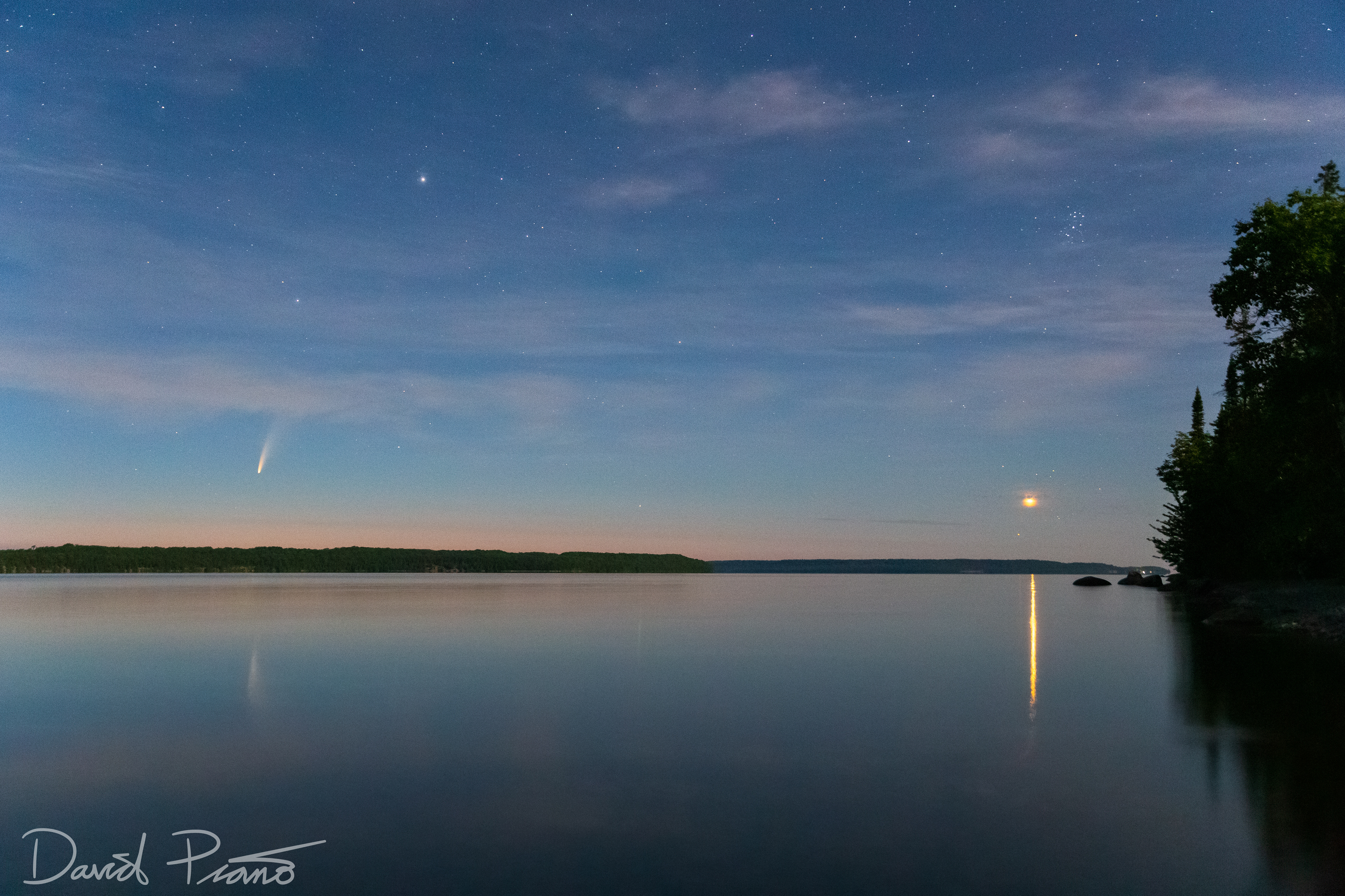 Comet NEOWISE paired with Venus rising over Colpoy's Bay, ON - July 2020