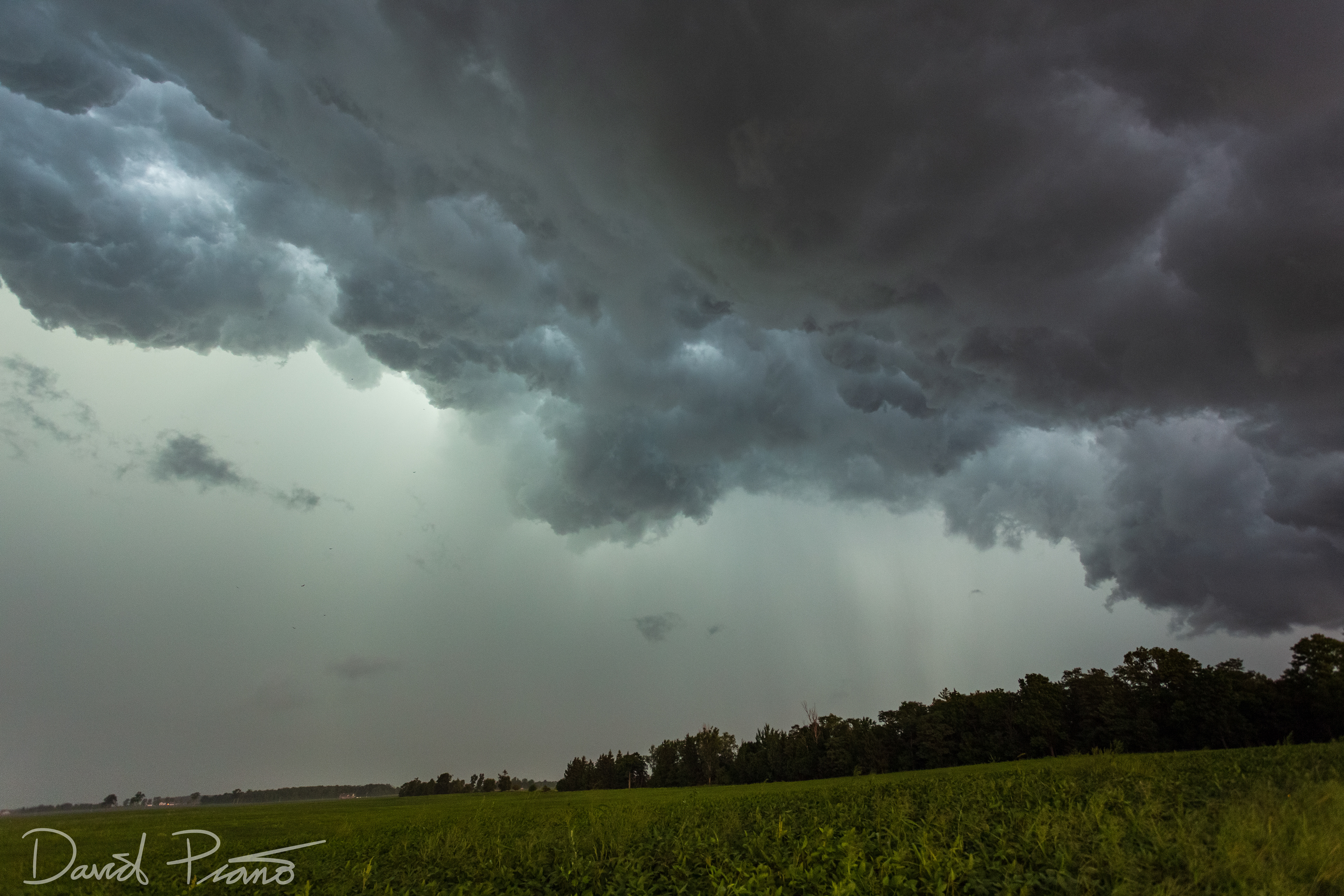 Severe thunderstorm near Elginfield - Aug. 27