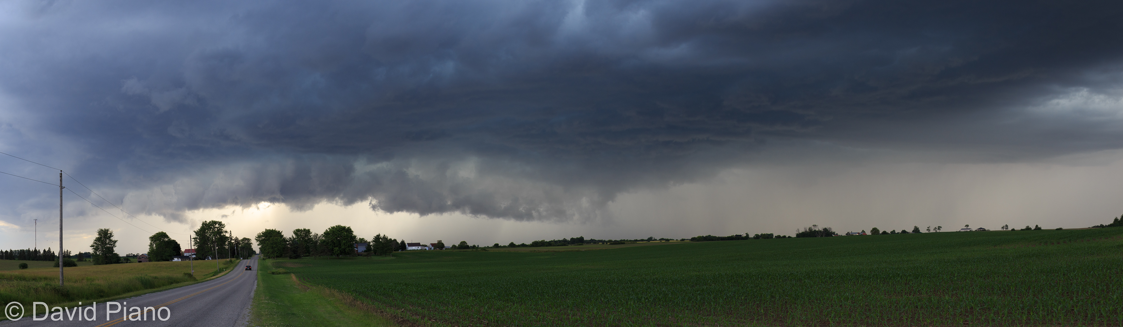 Strong thunderstorm approaching Belmont - June 24, 2017