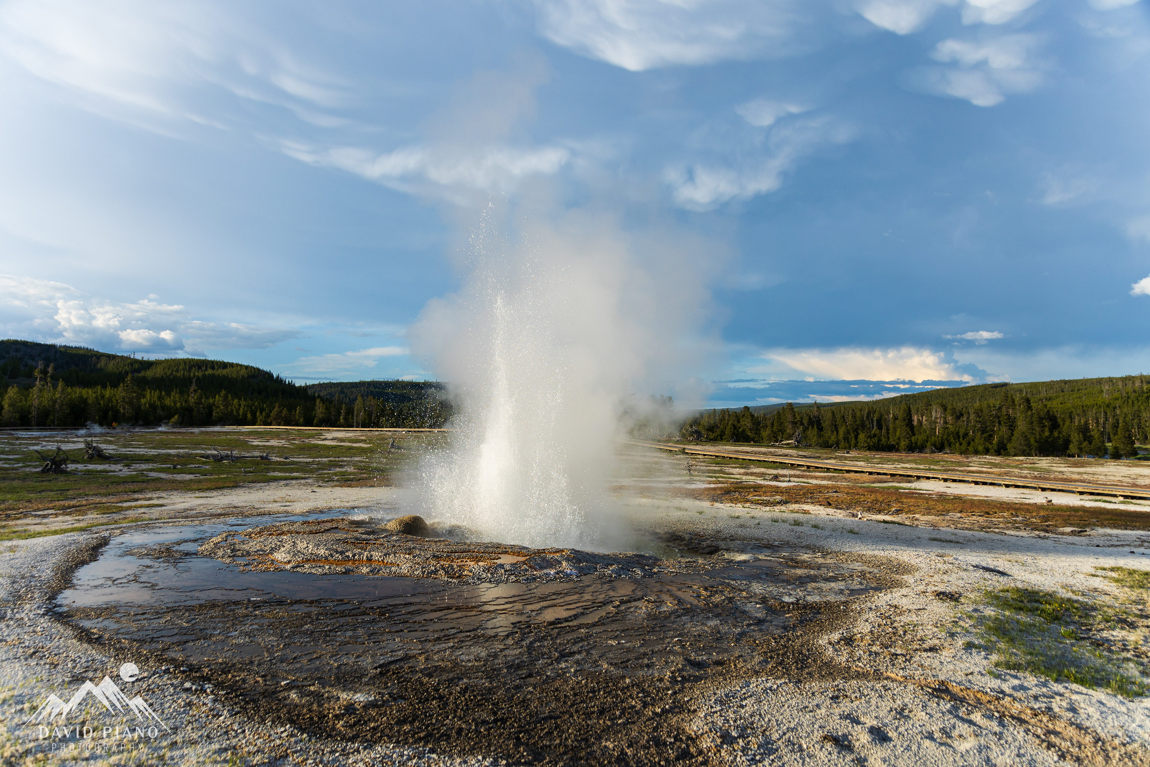 Jewel Geyser