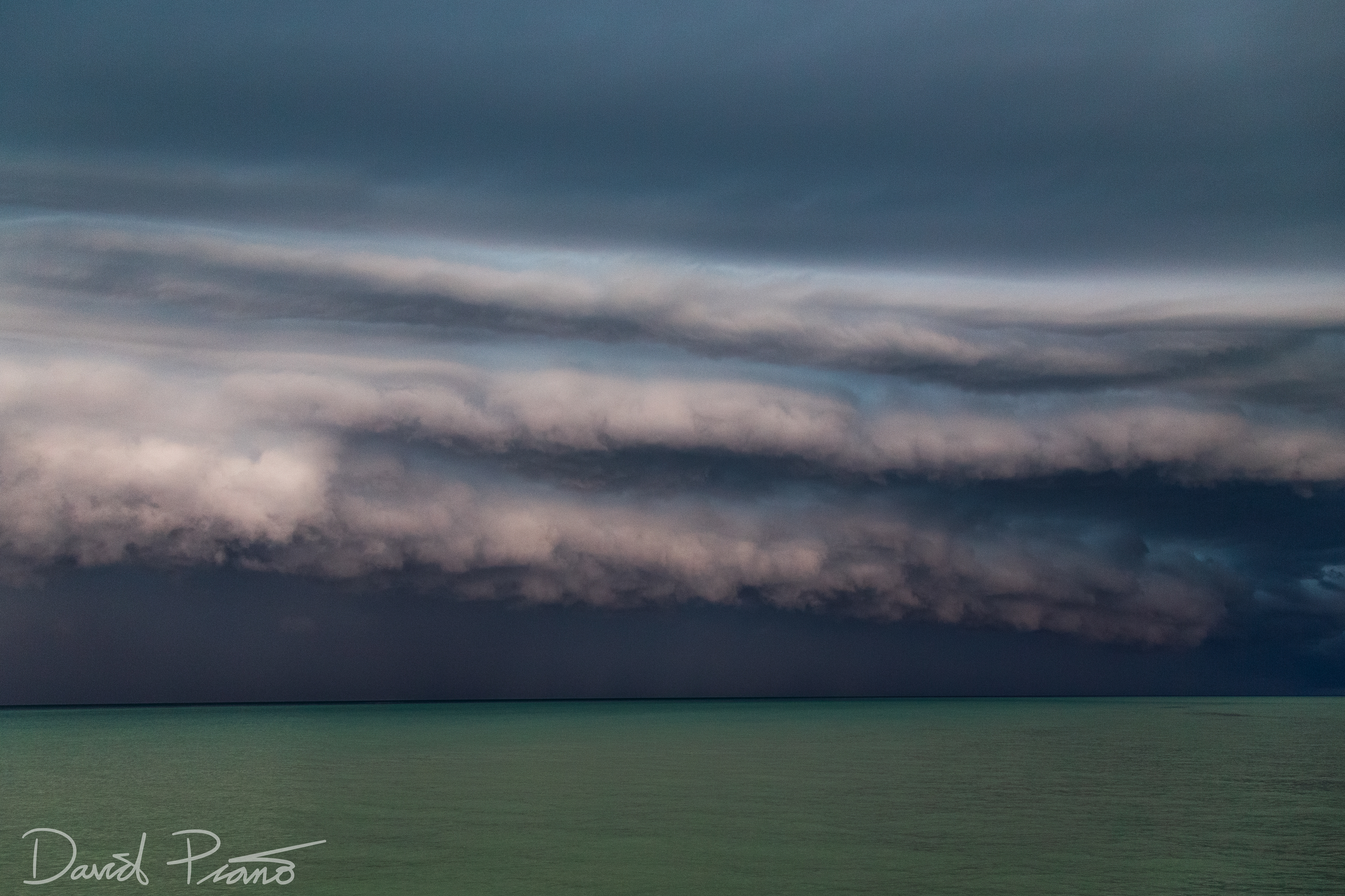 Triple-stacked shelf cloud pushing into St. Joseph, ON - 07/20/2019