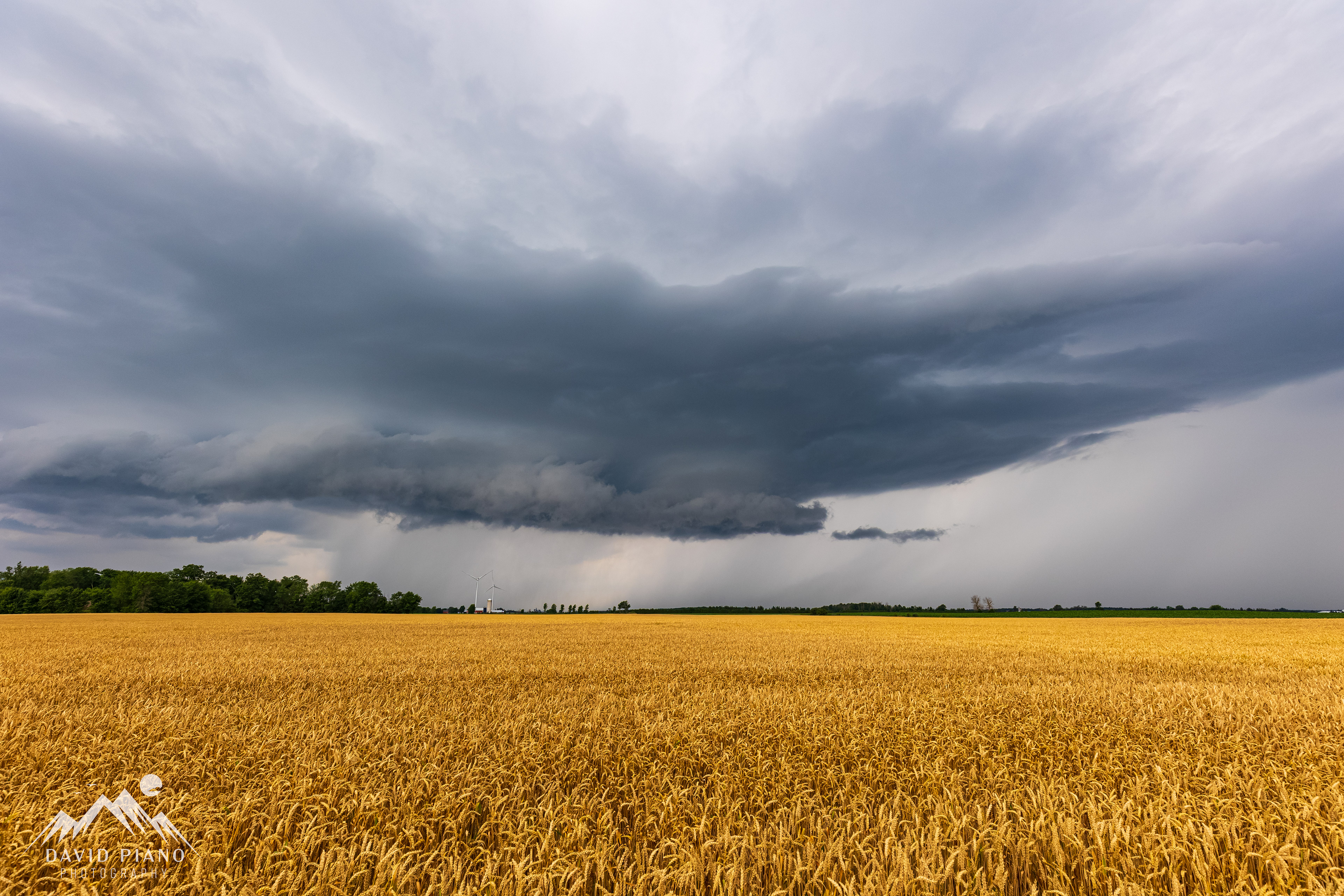 Strong thunderstorm near Mitchell - July 11