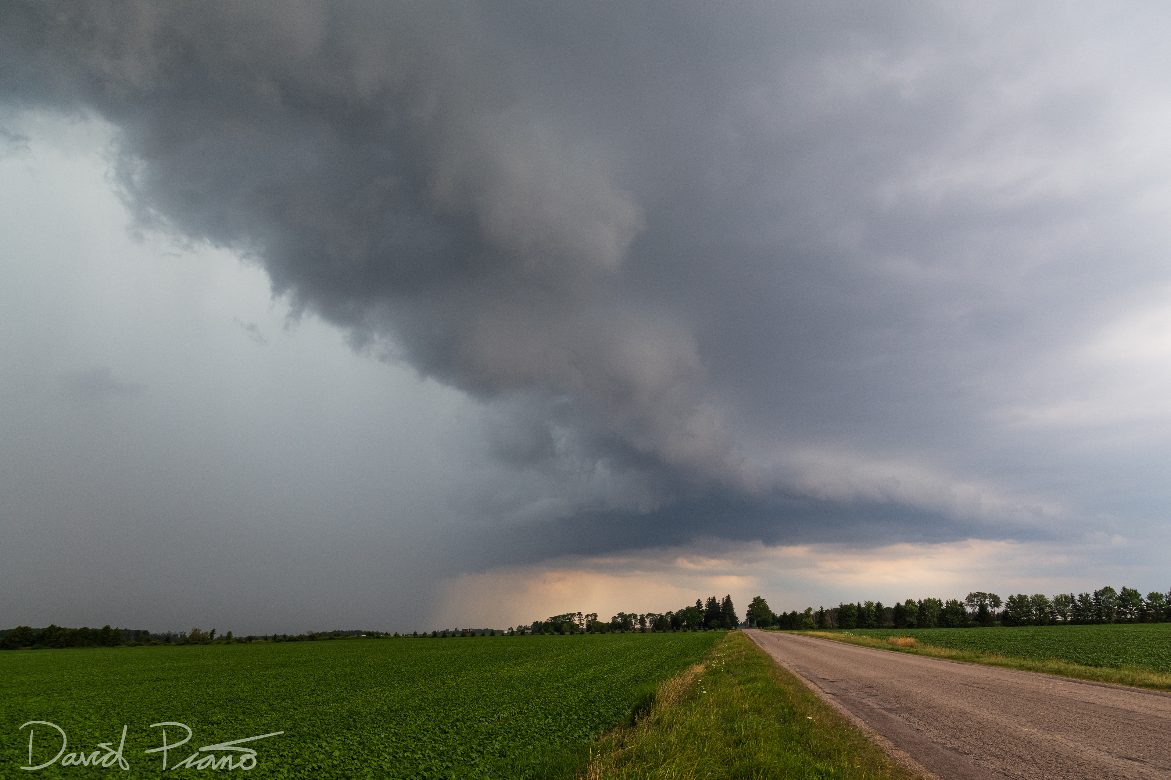 Severe thunderstorm near Brucefield, ON - 07/29/2019