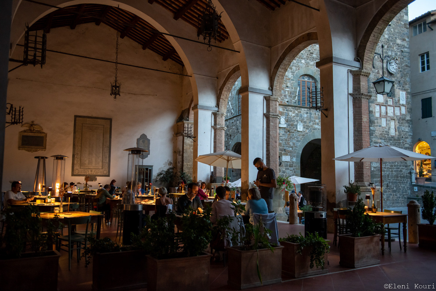 Restaurant in Montalcino with typical architecture called "Loggia"