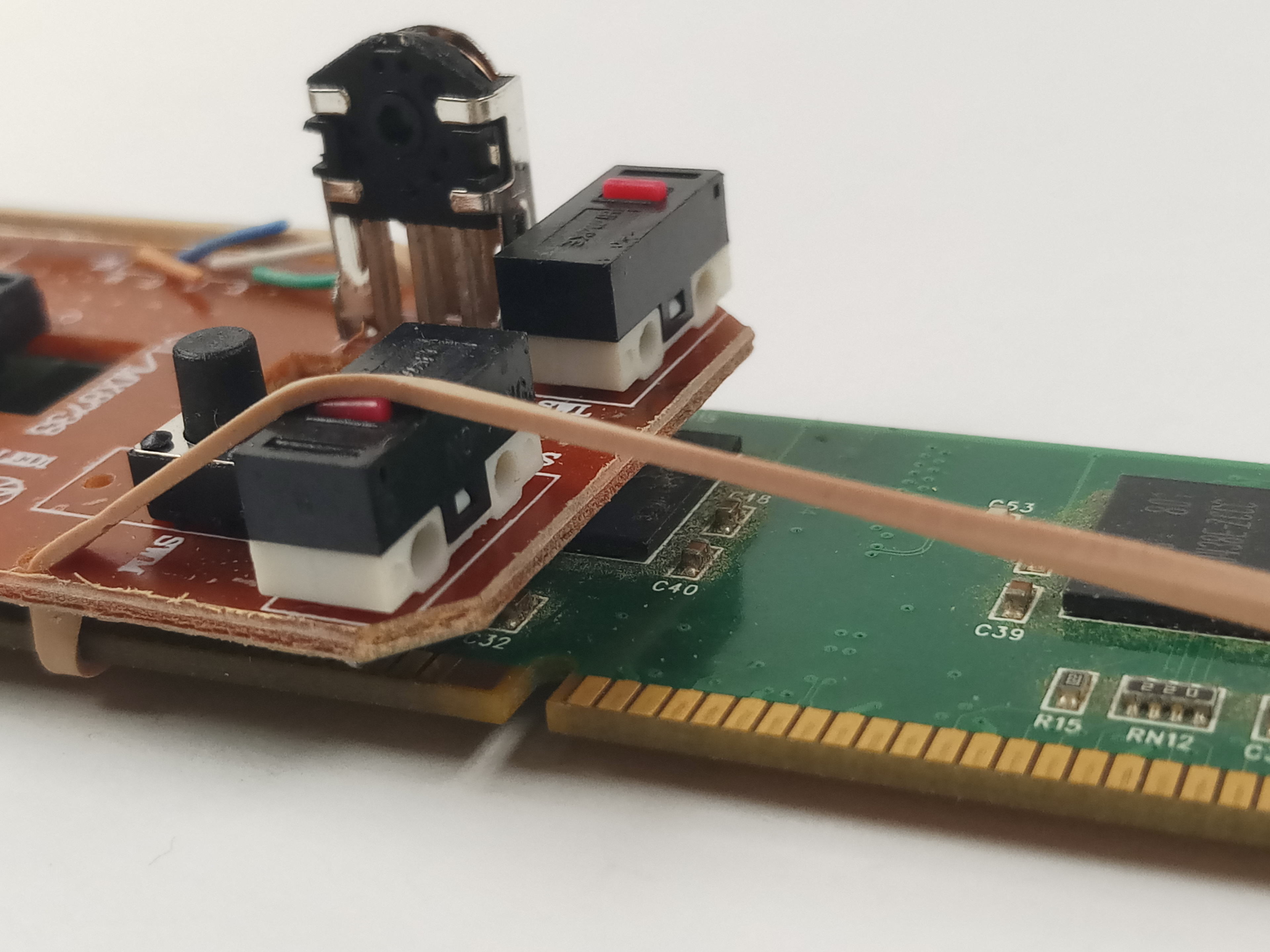 Computer Parts Tied Together With Rubber-band (2) - 2019