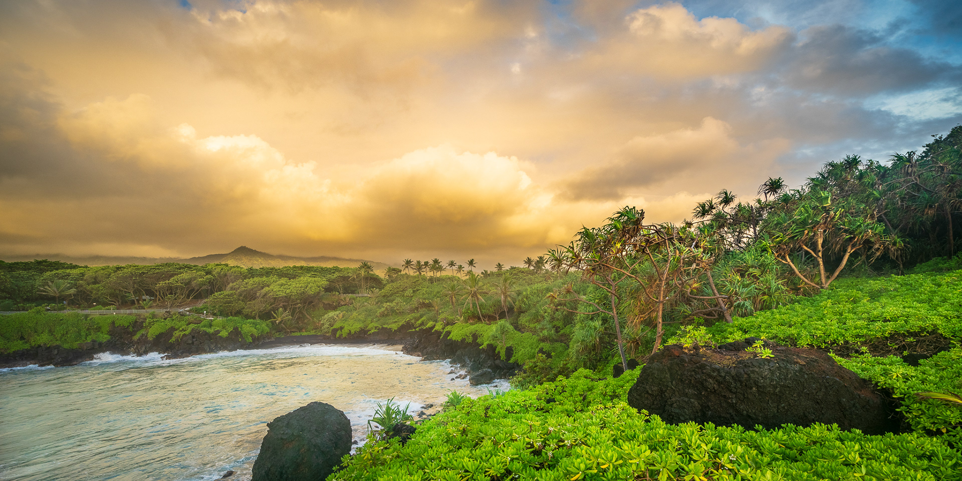 Wainapanapa State Park