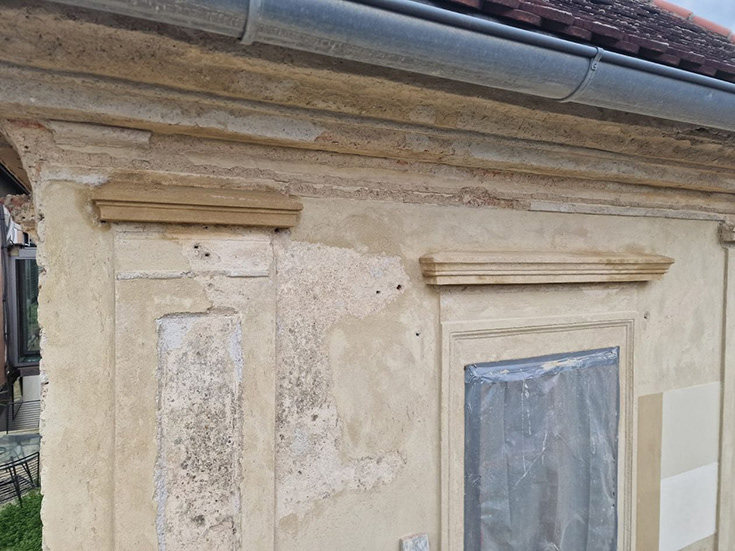 Gloriette Raabau Restaurationsprozess, Profile Pilasterkapitelle und Fensterfaschen