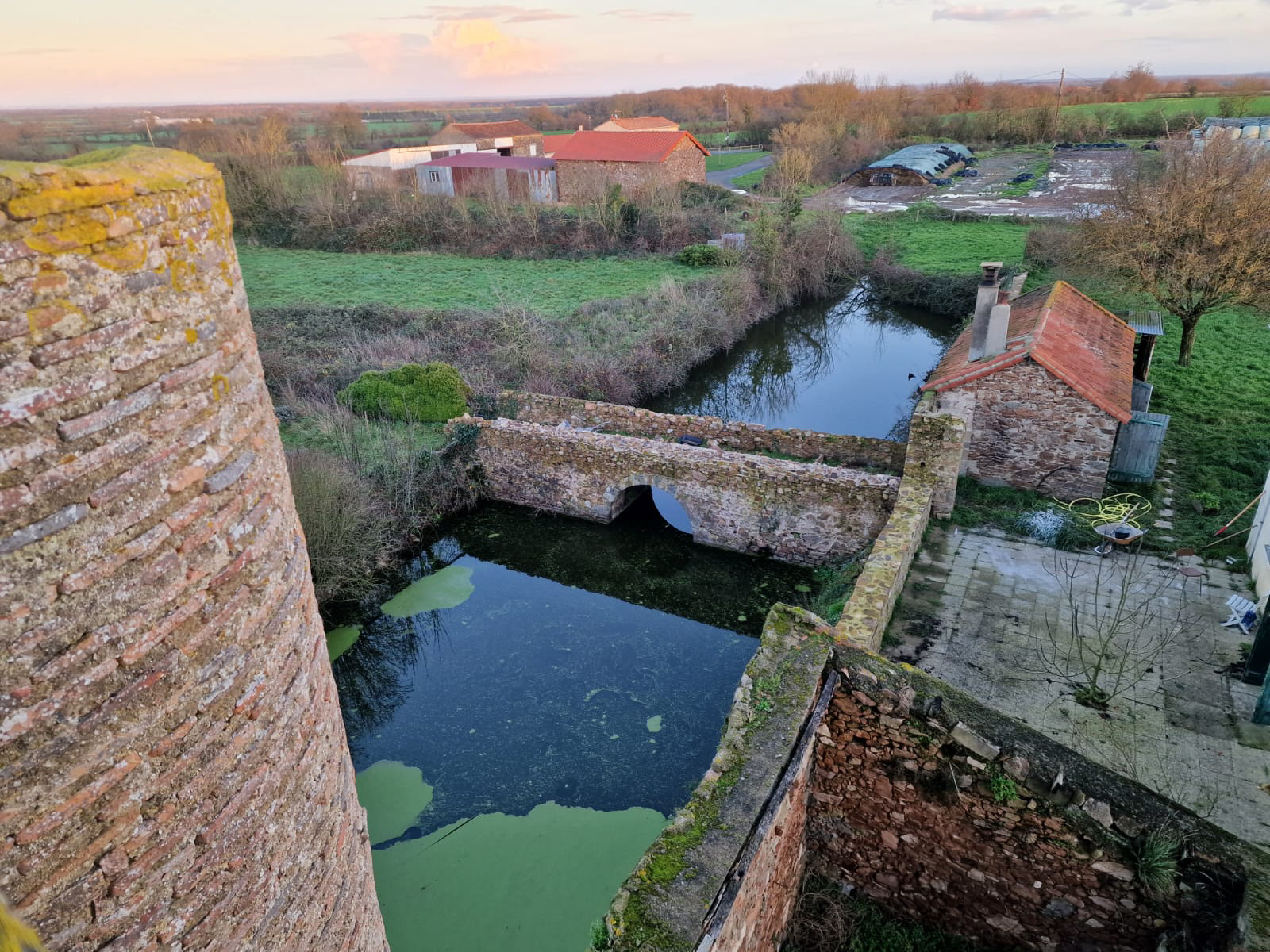 Chateau La Touche