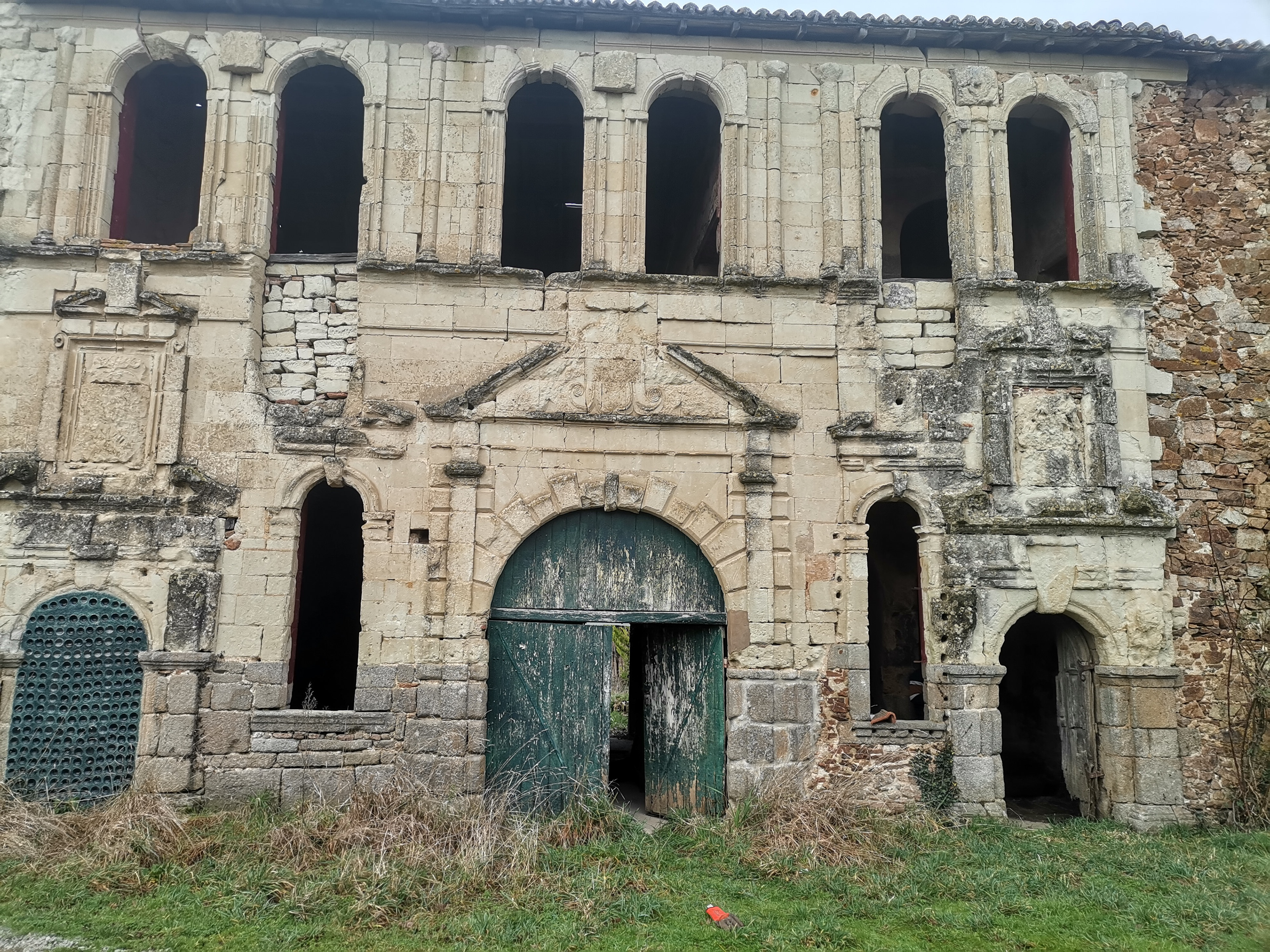 Chateau La Touche