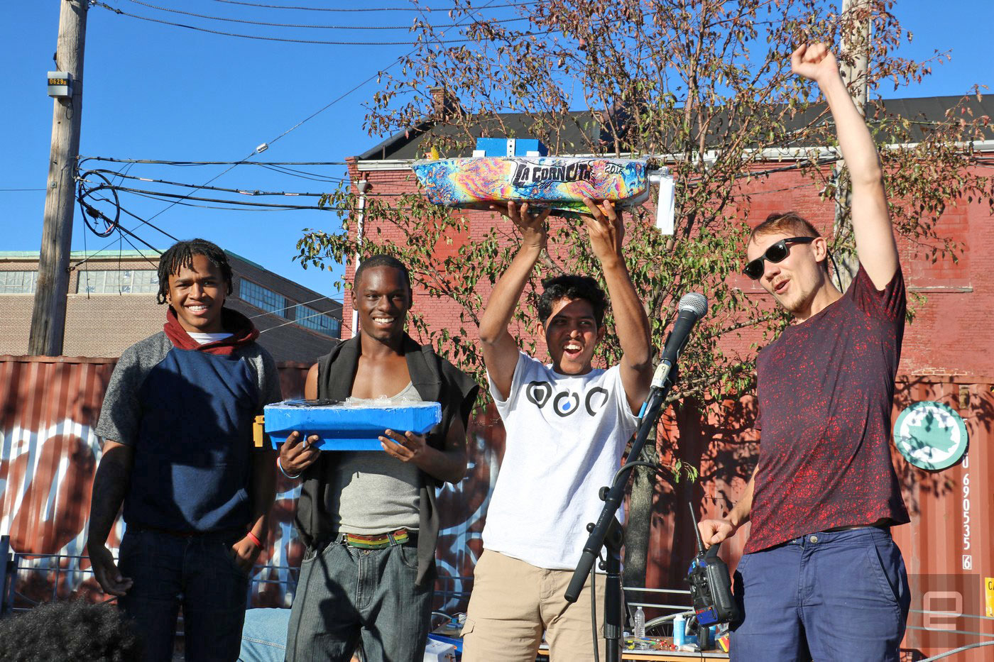 Engadget, PC: AOL/Cherlynn Low
