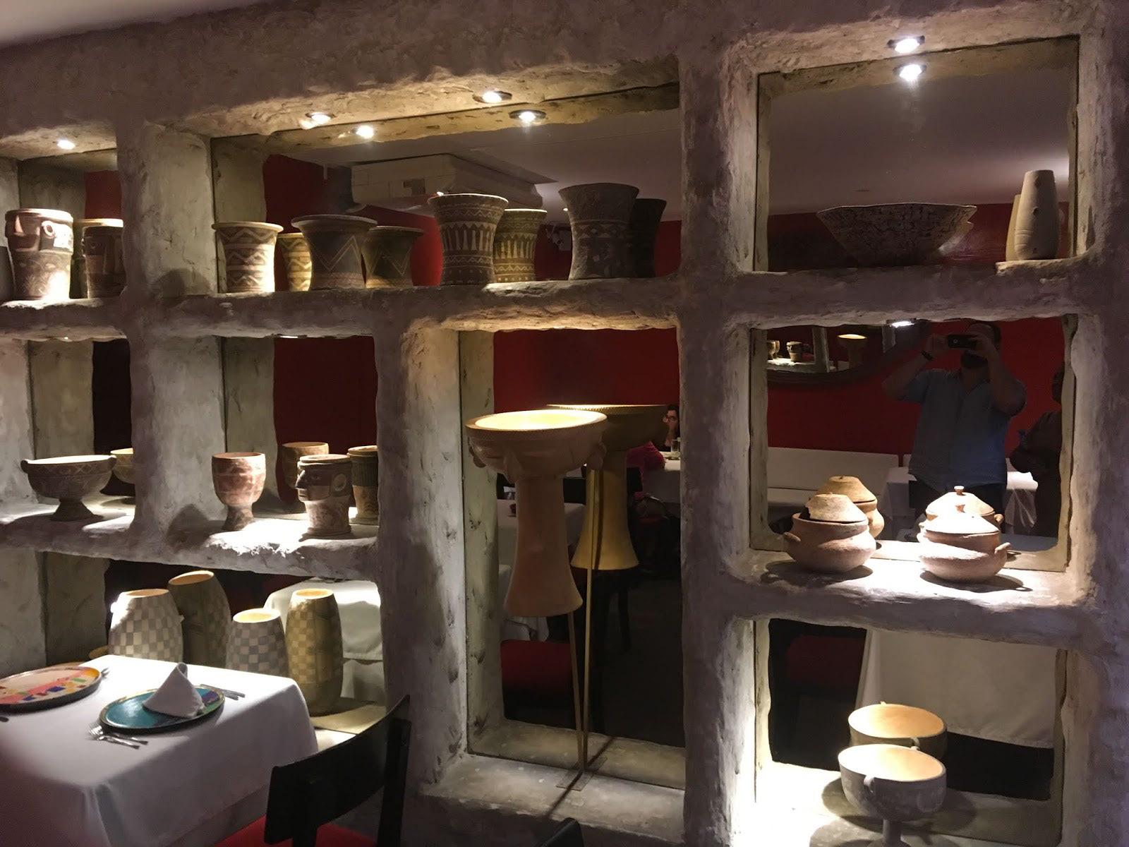 Inca-themed restaurant@Miraflores