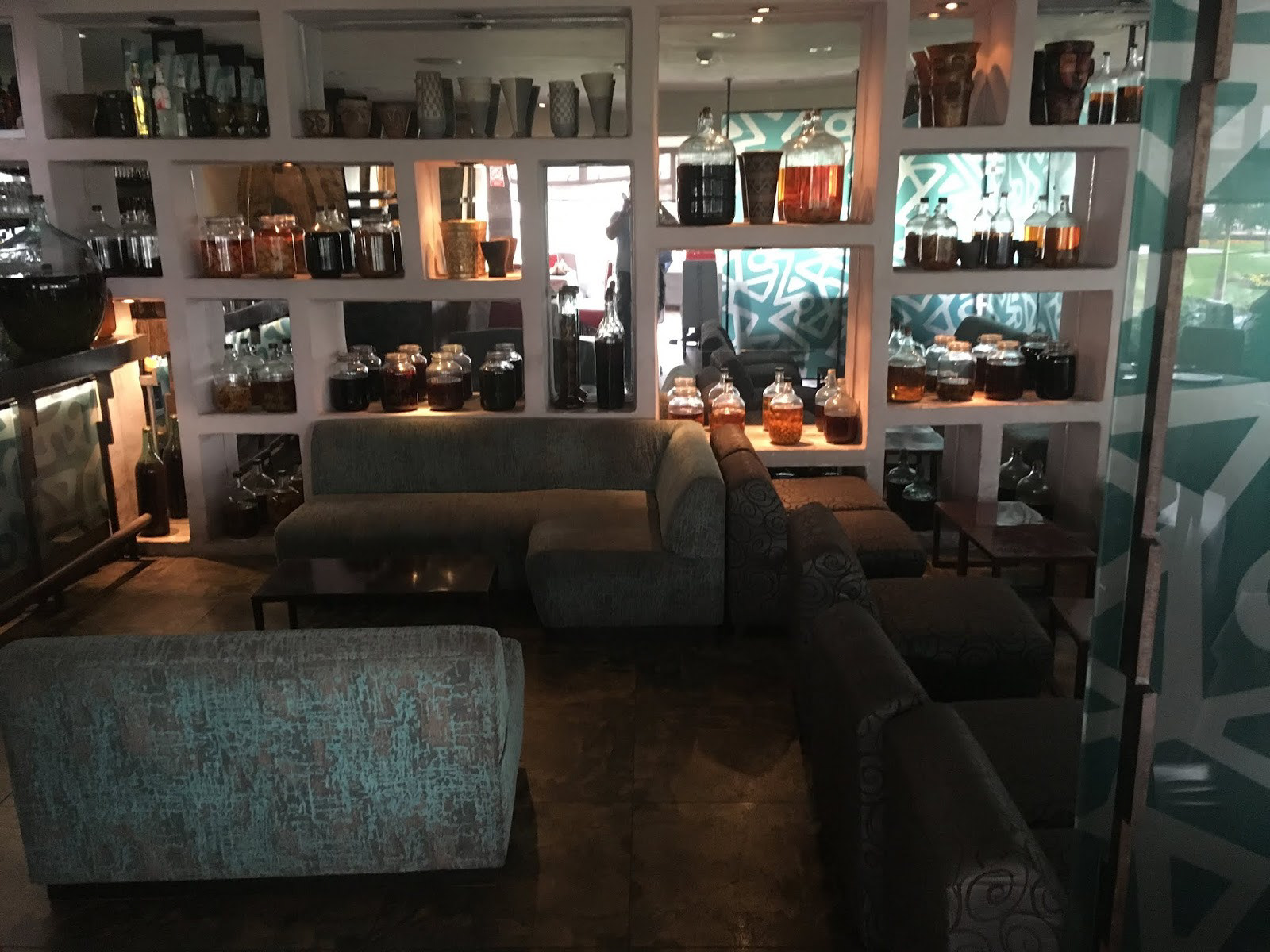 Inca-themed restaurant@Miraflores