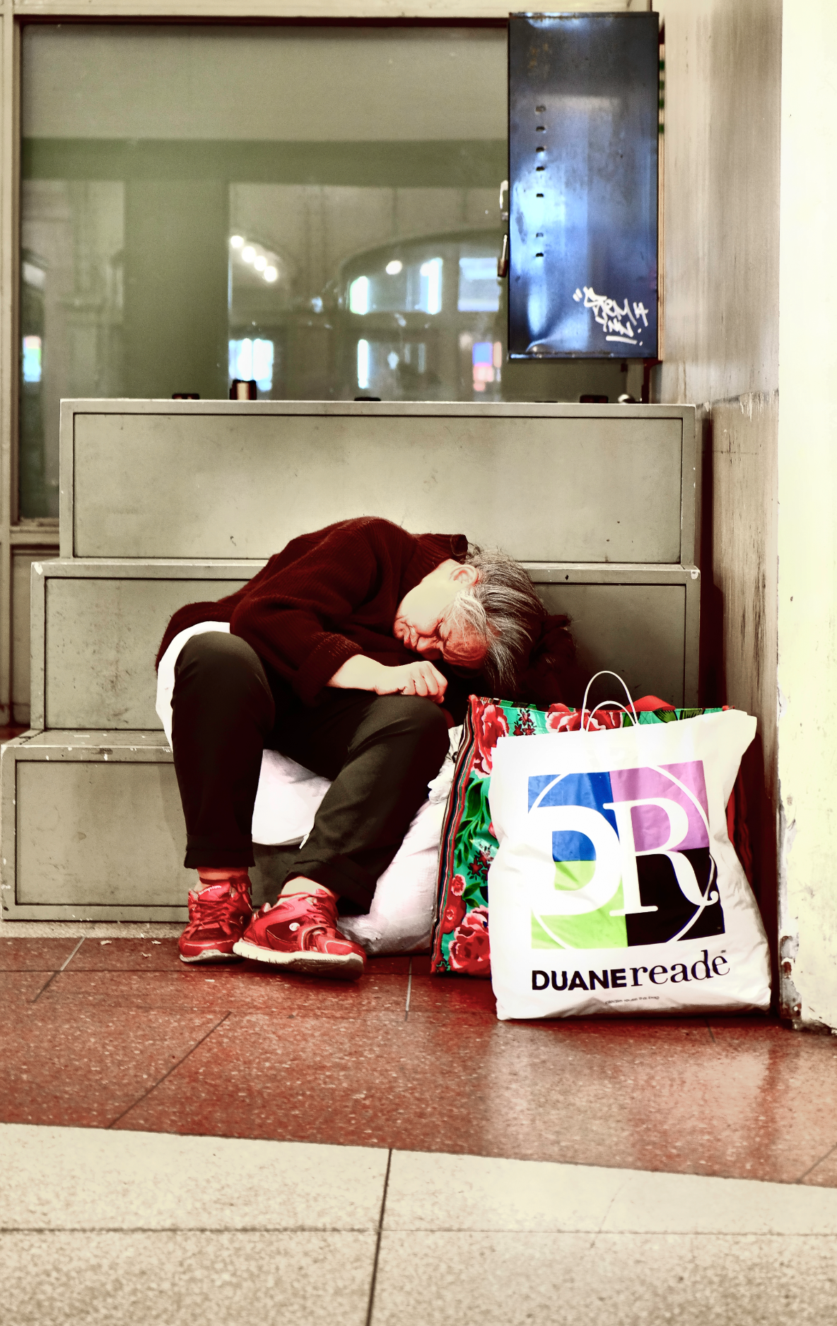 A woman - Ground Central