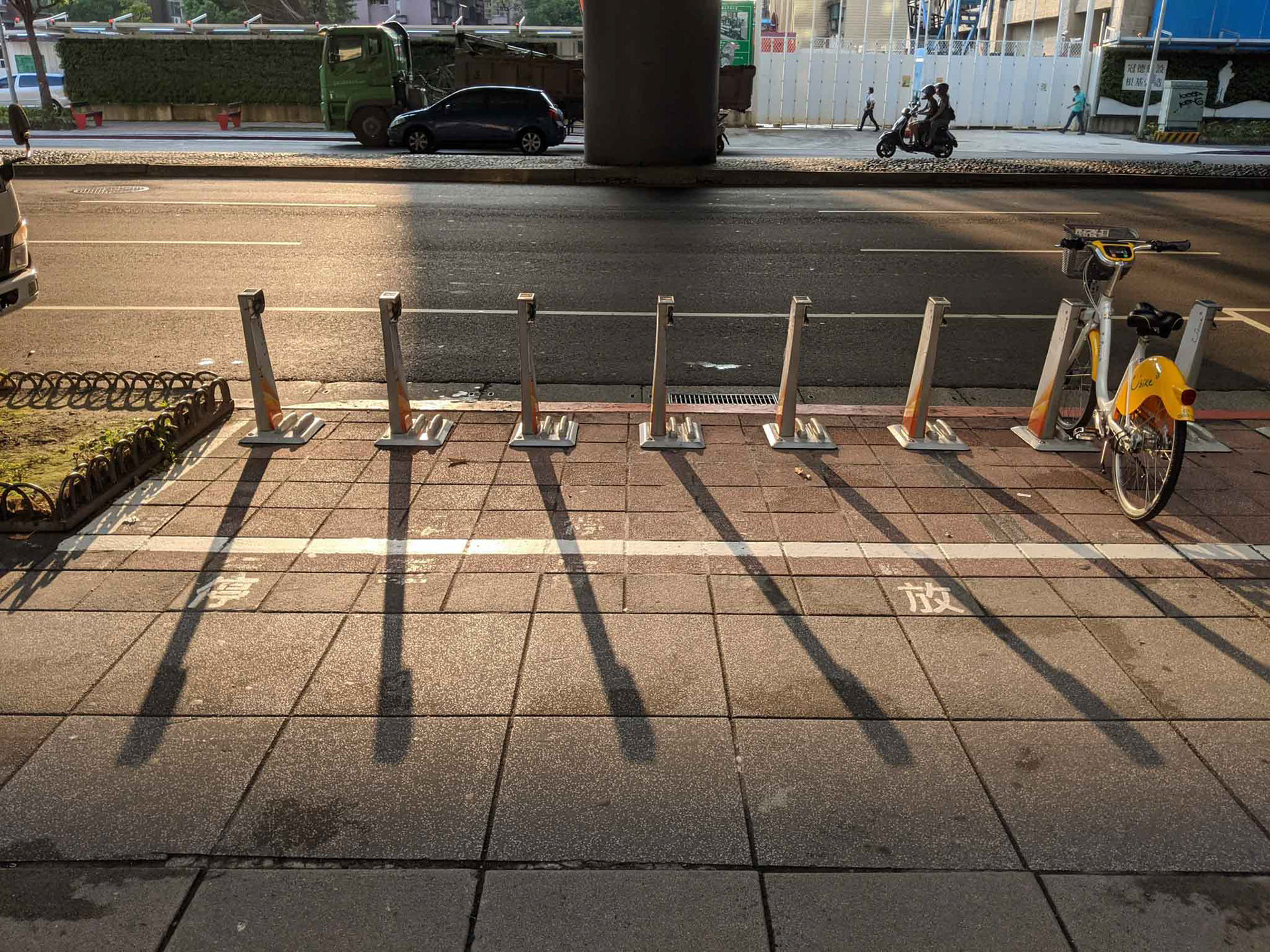 科技大樓站前夕陽2