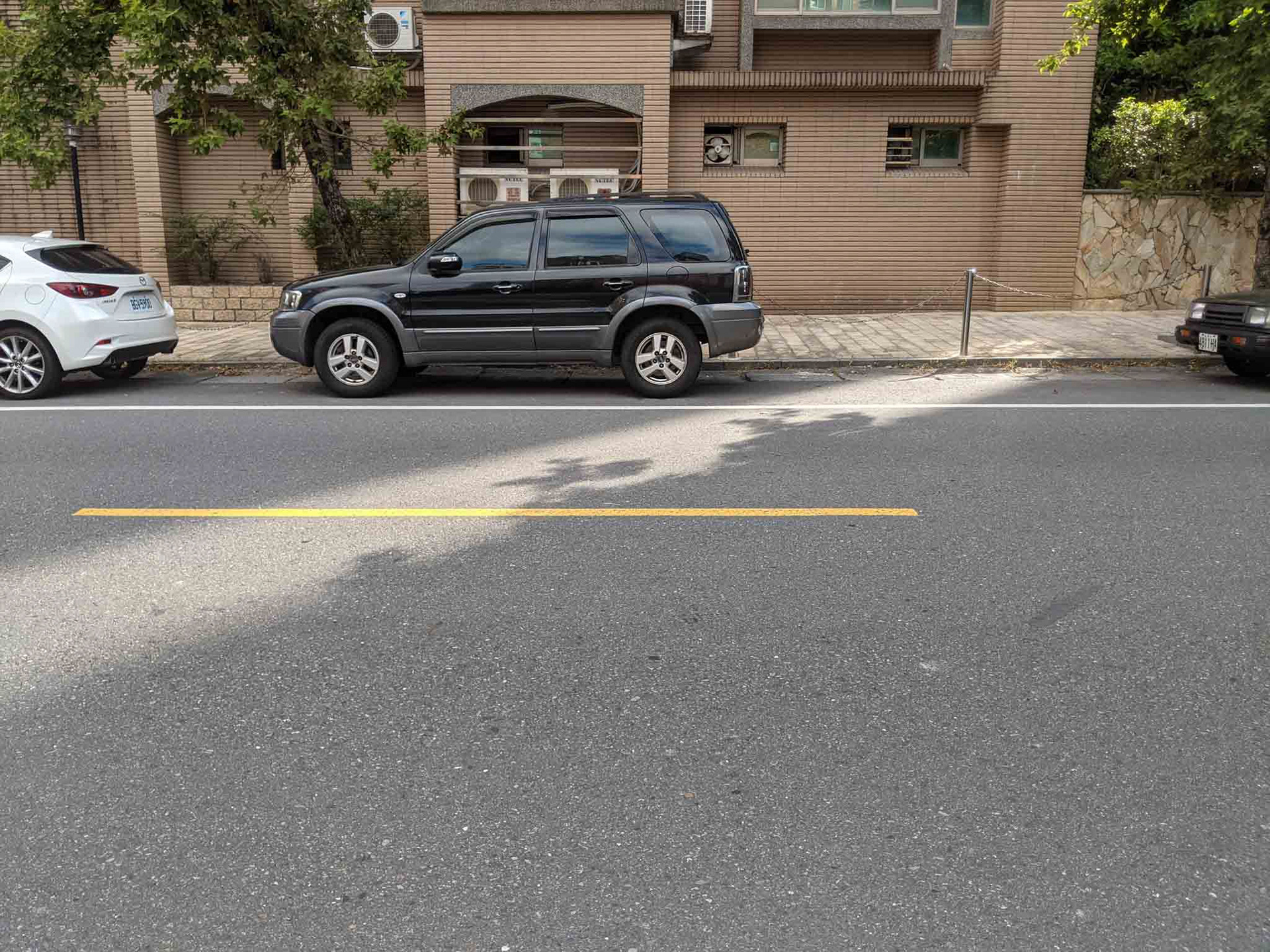 大忠路 大樓間的下午日光