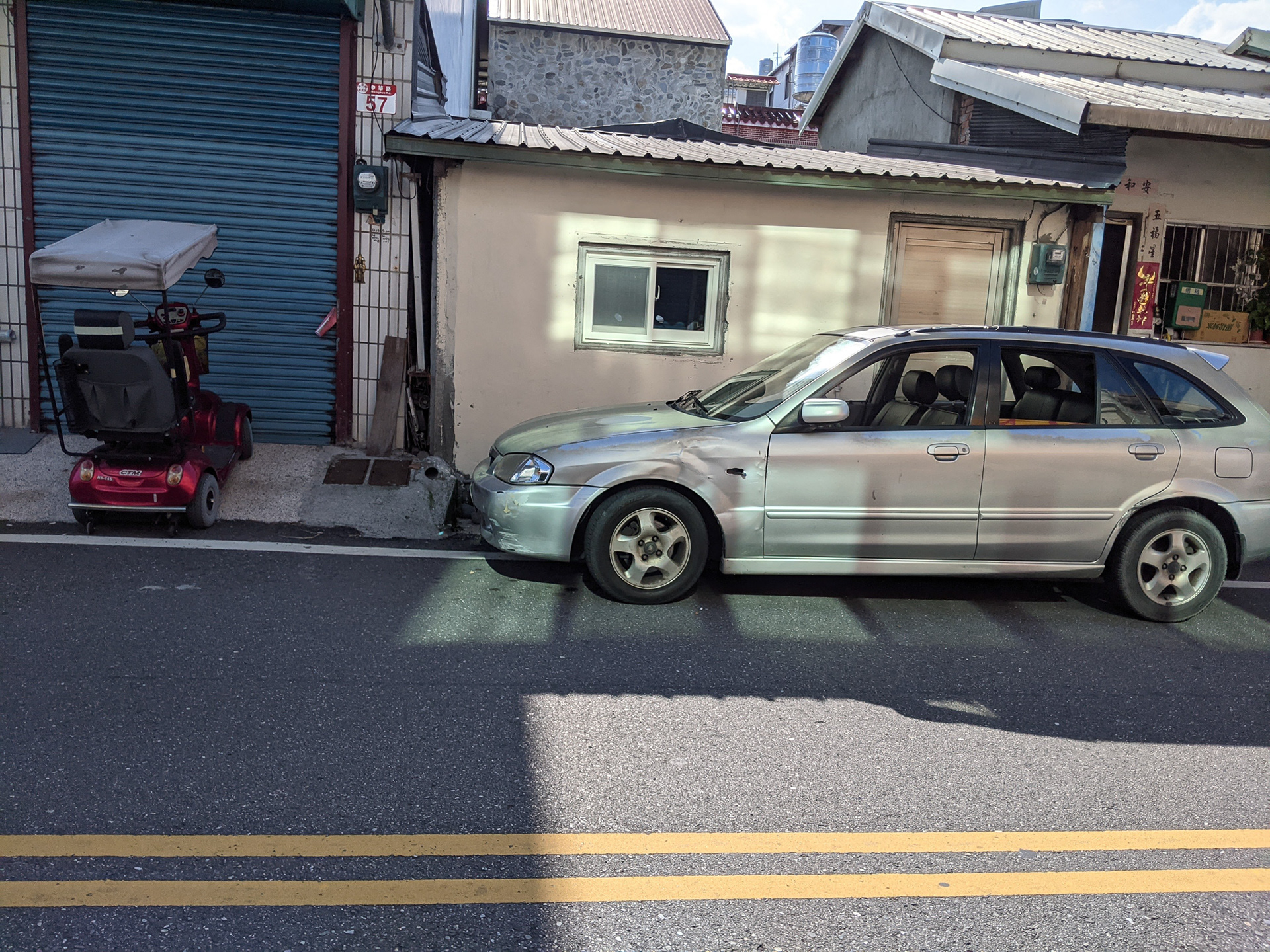 早晨的玉里民宅外1