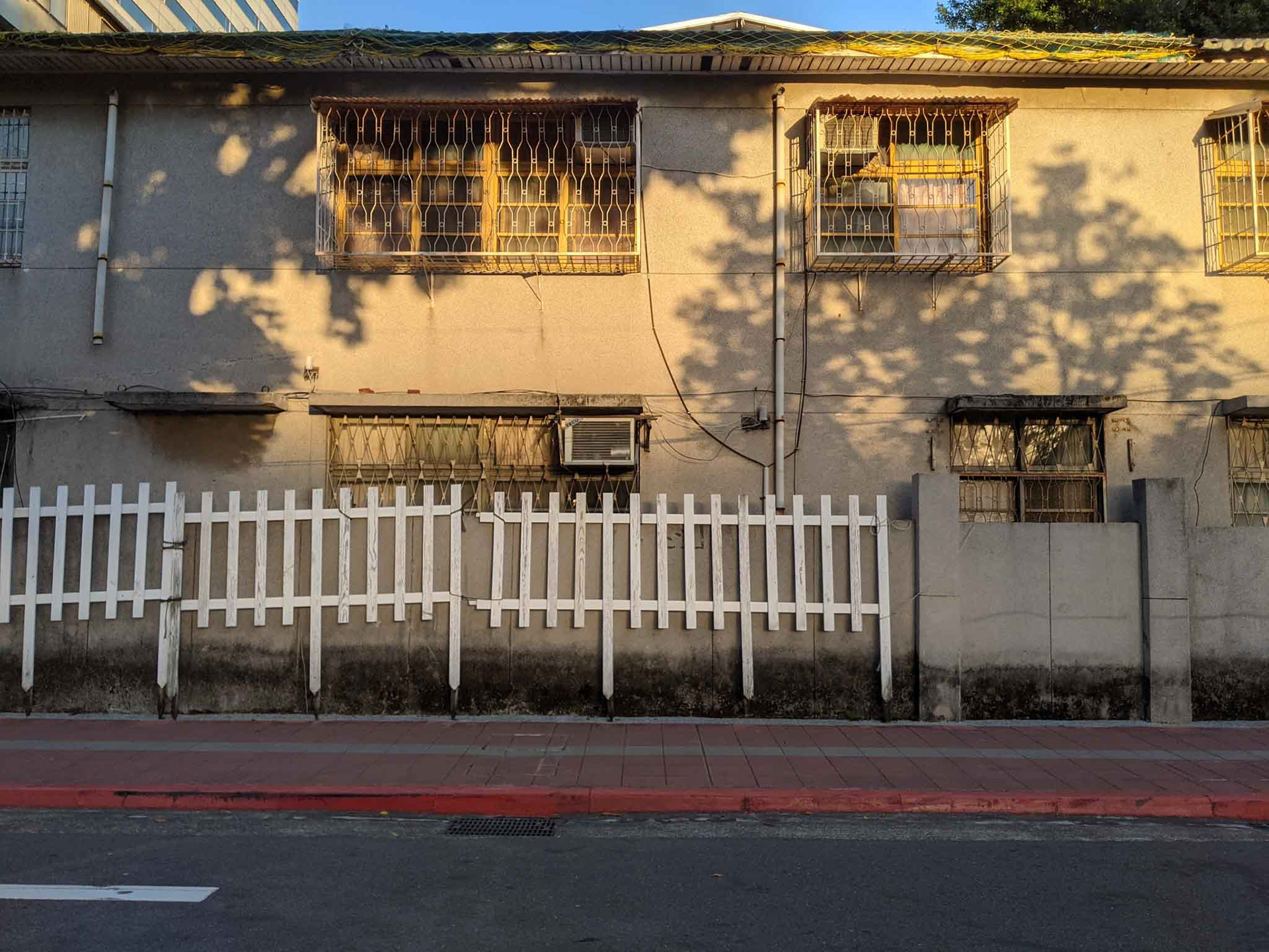 和平東路二段96巷外牆