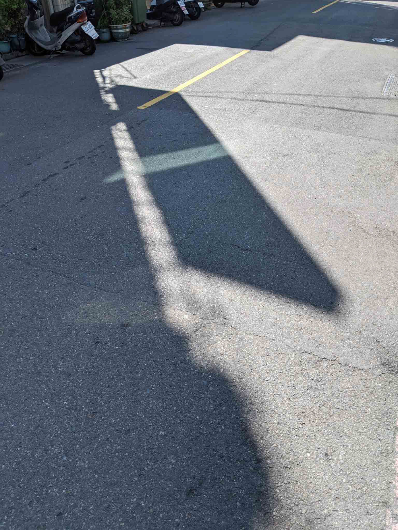 國華街三段直立招牌