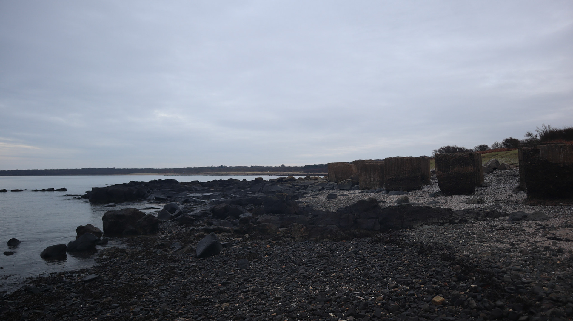 2022-01-15 - Tank traps at Longniddry