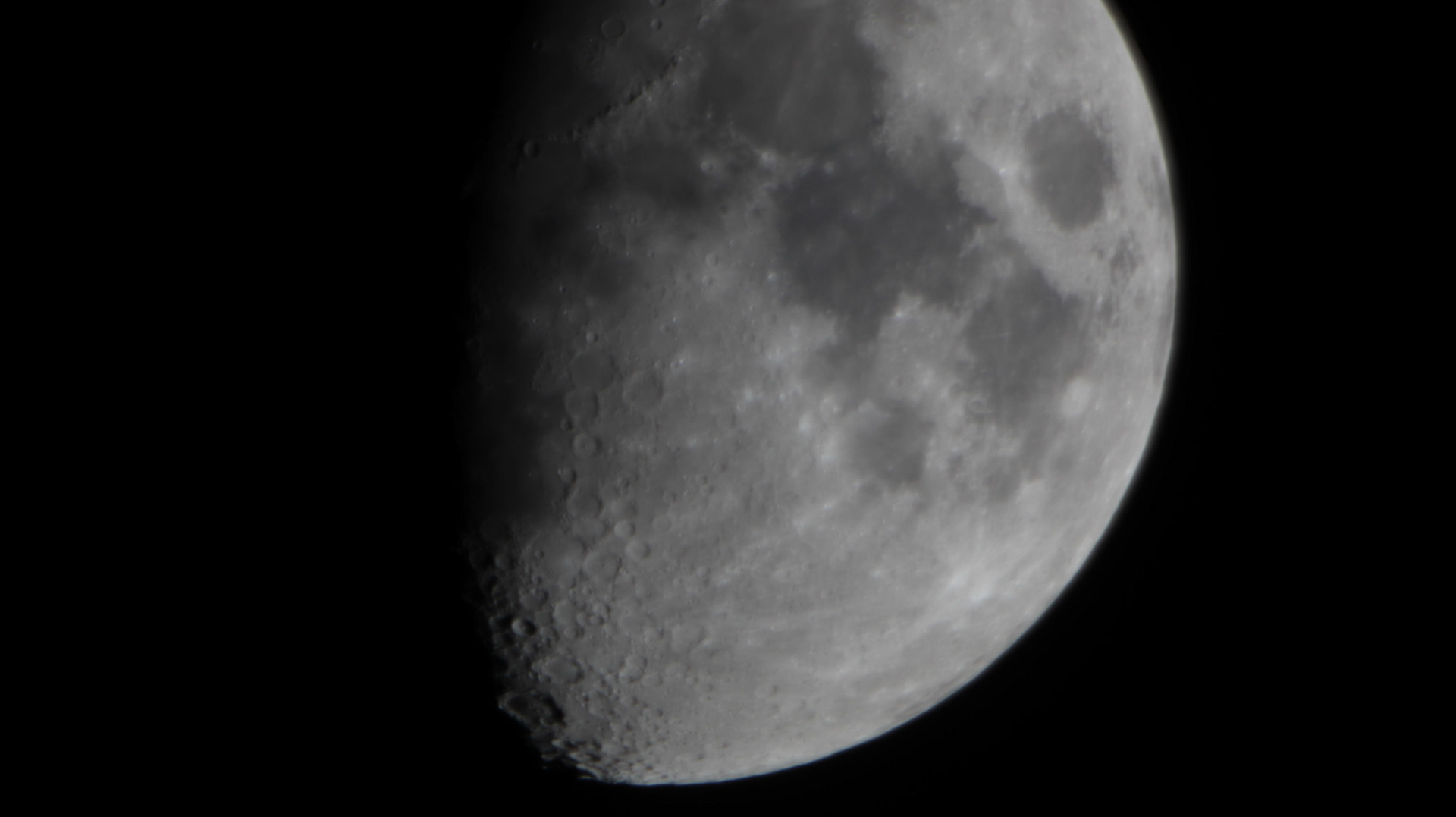 2022-01-11 - The Moon