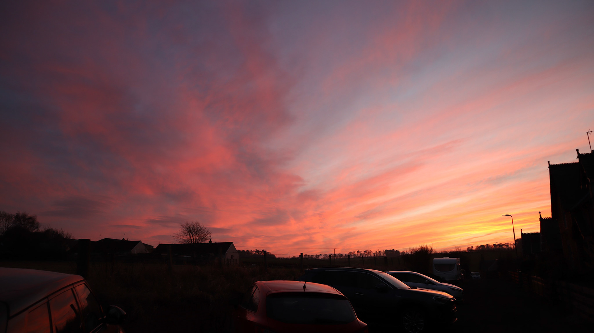 2022-01-25 - Once again with the awesome sunsets. Way to be, East Lothian