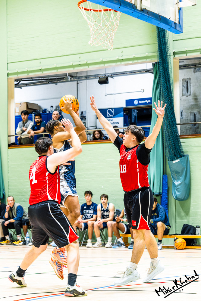 22-10-2025-200342_Basketball_OXFvsSFS_006_Website.JPG