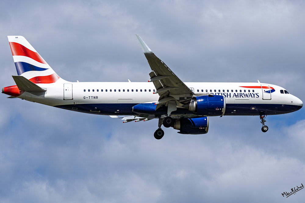 04-05-2025-134328_LHRPlaneSpotting_0428_Website.JPG