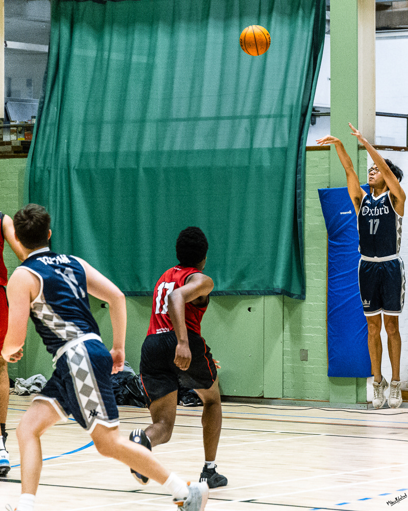 22-01-2025-200417_Basketball_OXFvsWAR_0355_Website.JPG