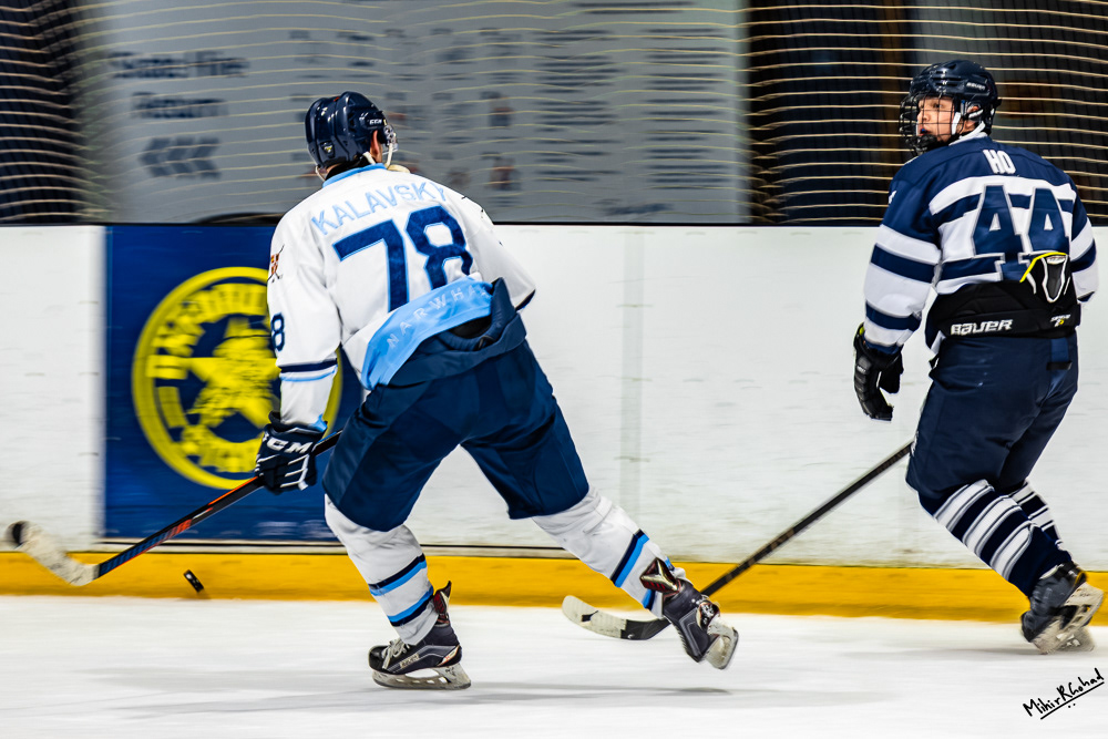 01-03-2025-223032_IceHockeyVarsityVikAvsNar_1090-Enhanced-NR_Website.JPG