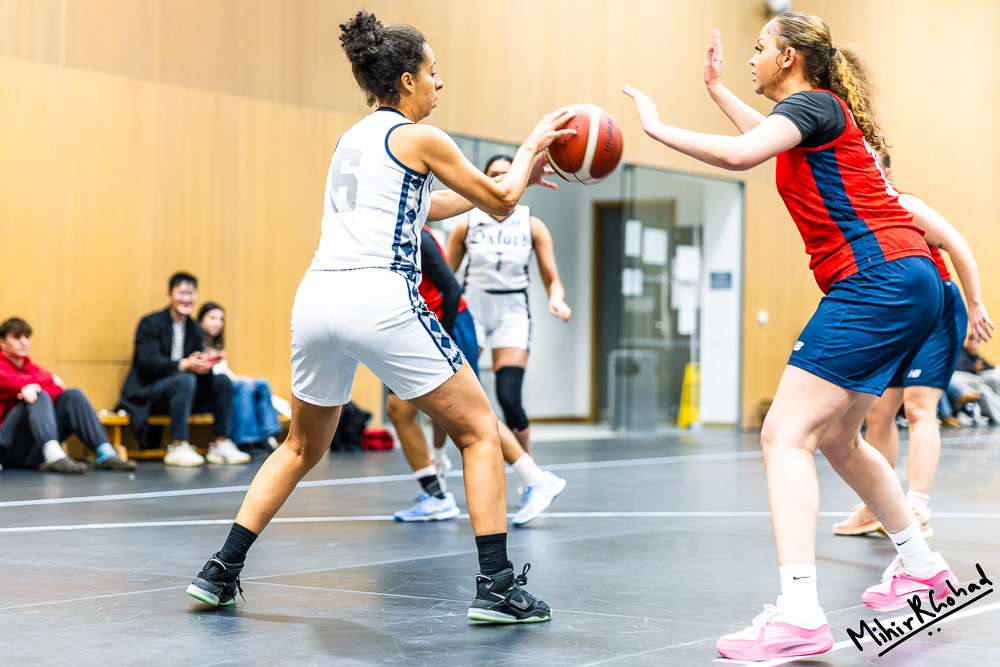 19-11-2025-175020_Basketball_OXFvsBMH_053_Website.JPG