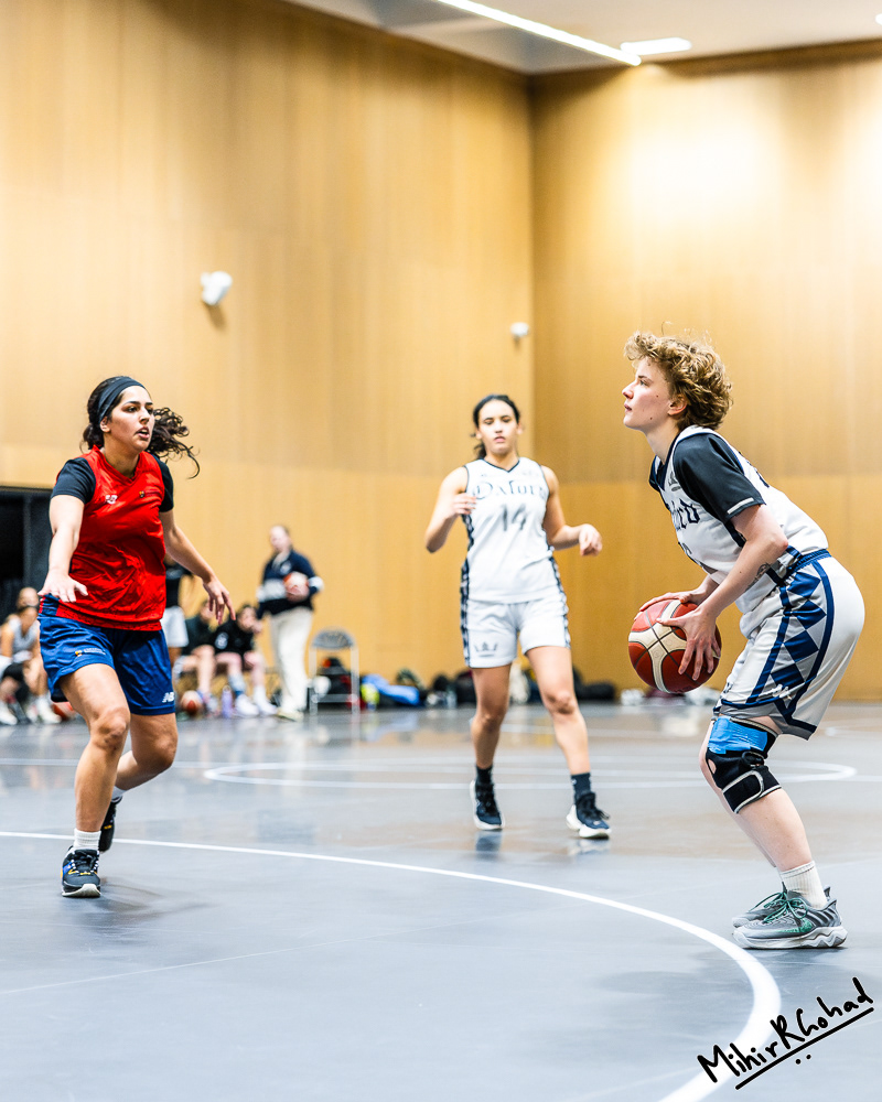 19-11-2025-184943_Basketball_OXFvsBMH_115_Website.JPG
