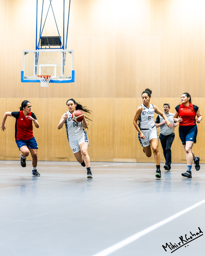 19-11-2025-183043_Basketball_OXFvsBMH_099_Website.JPG