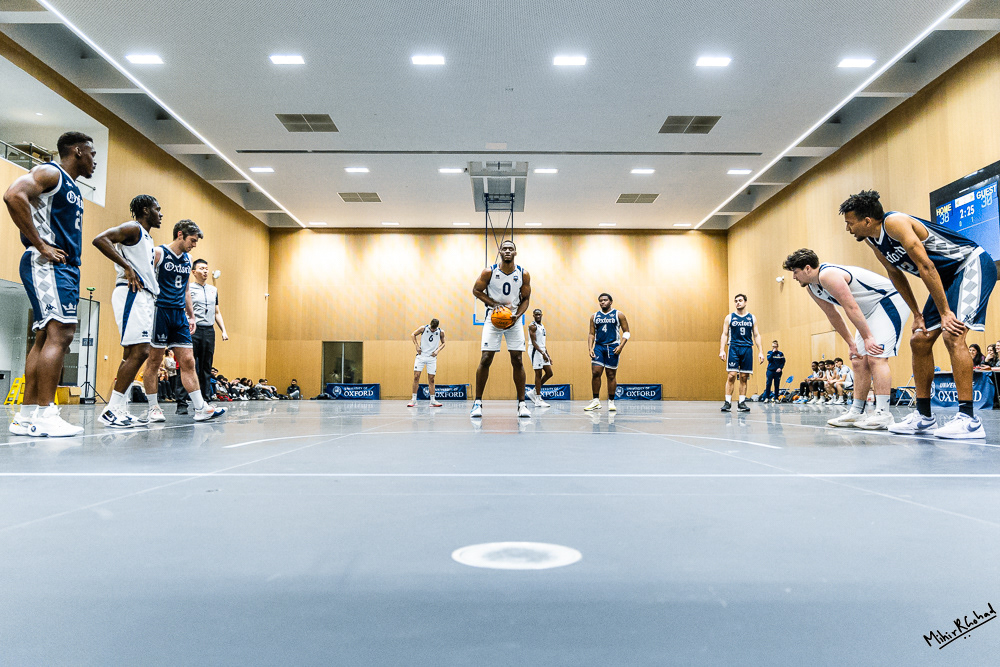 12-02-2025-191133_Basketball_OXFvsEAN_1634_Website.JPG