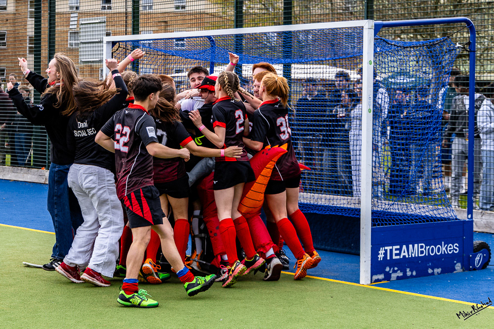 29-03-2025-163528_HockeyMix_OBUVarsity_1637_Website.JPG