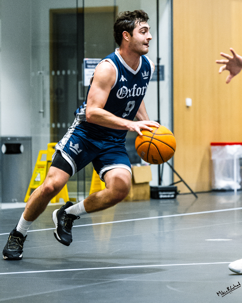 12-02-2025-175427_Basketball_OXFvsEAN_0580_Website.JPG