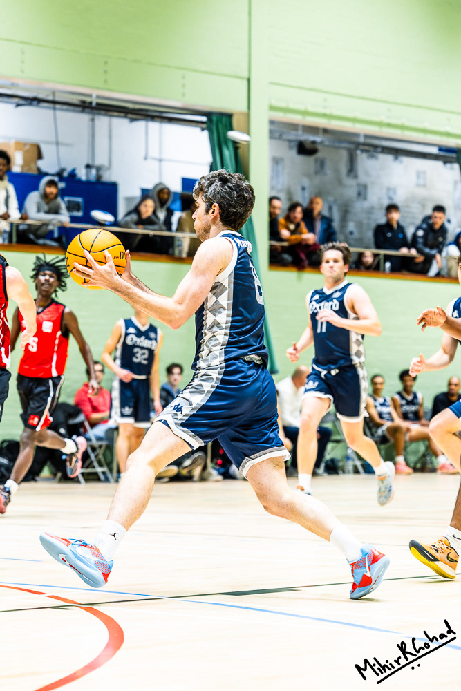 22-10-2025-210842_Basketball_OXFvsSFS_075_Website.JPG