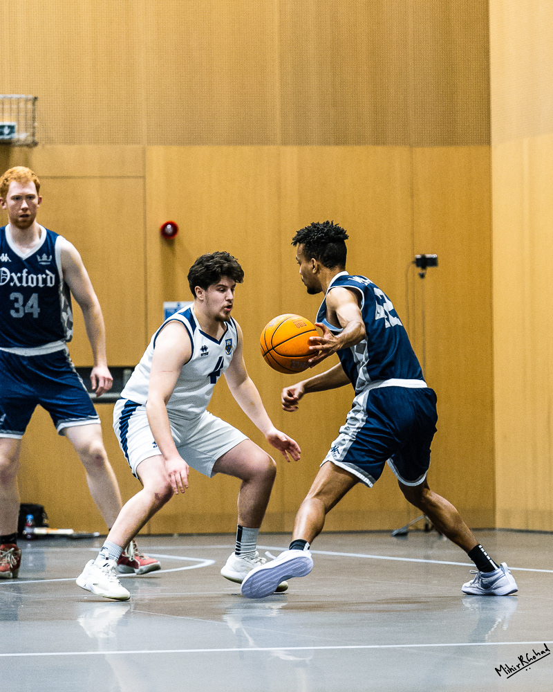 12-02-2025-185131_Basketball_OXFvsEAN_1234_Website.JPG