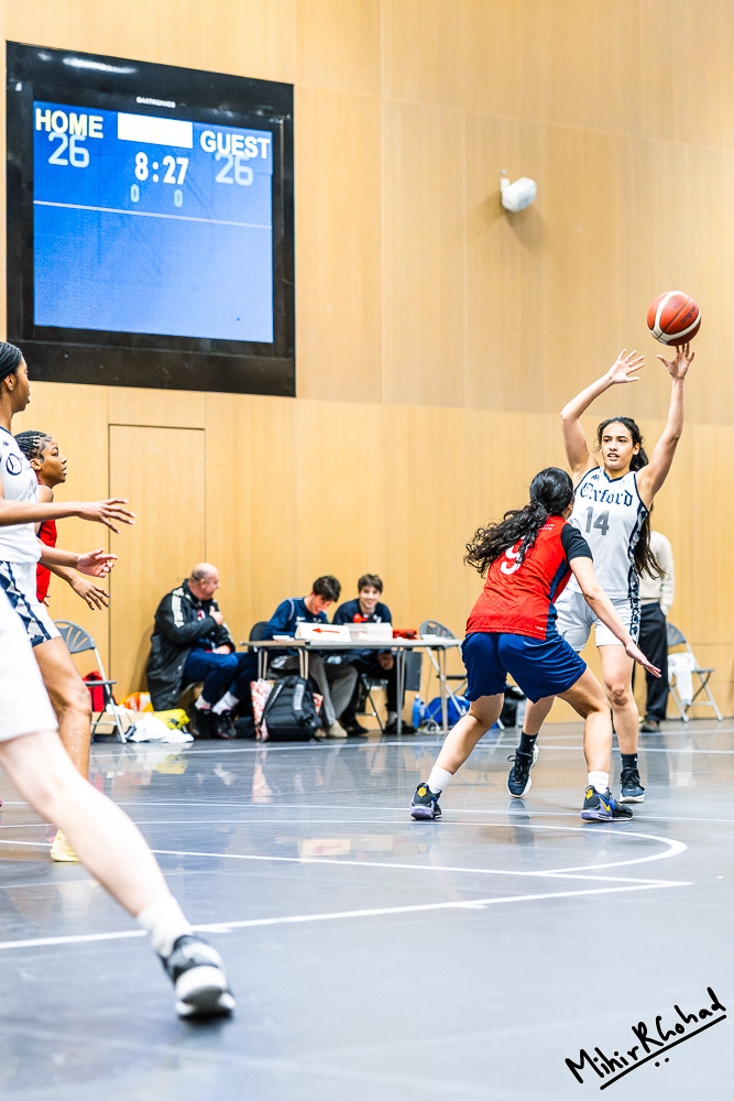 19-11-2025-184615_Basketball_OXFvsBMH_113_Website.JPG