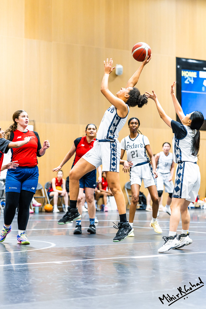 19-11-2025-182946_Basketball_OXFvsBMH_095_Website.JPG