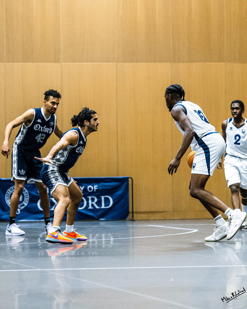 12-02-2025-174810_Basketball_OXFvsEAN_0375_Website.JPG