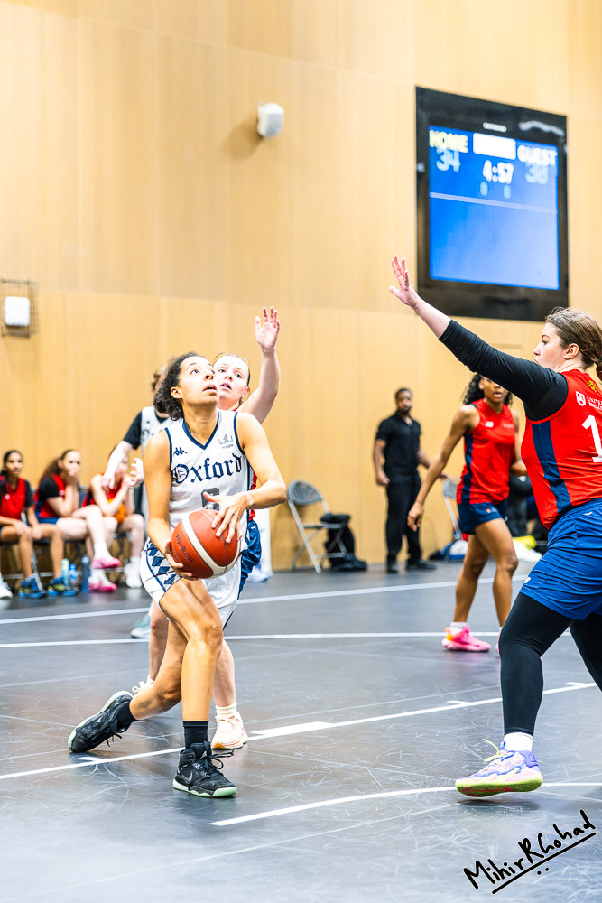 19-11-2025-185415_Basketball_OXFvsBMH_126_Website.JPG